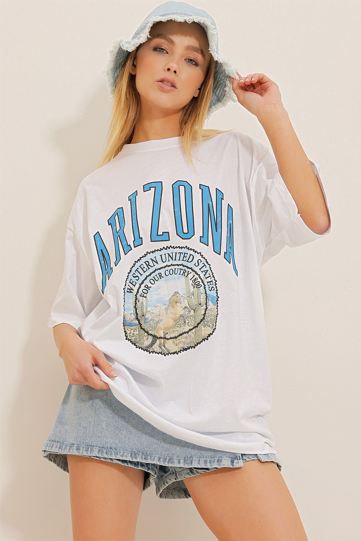 Bisiklet Yaka Baskılı Oversize T-Shirt - Beyaz