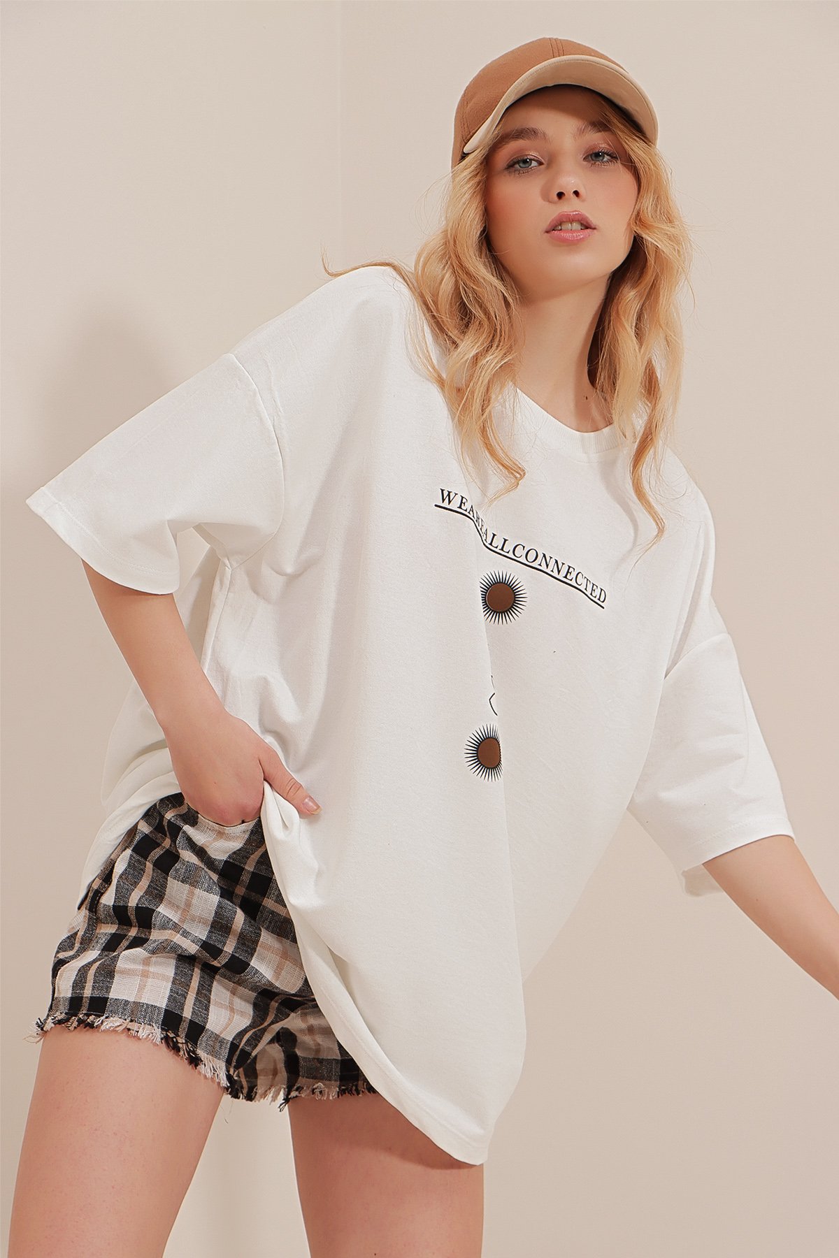 Bisiklet Yaka Baskılı Oversize Unisex T-Shirt - Beyaz