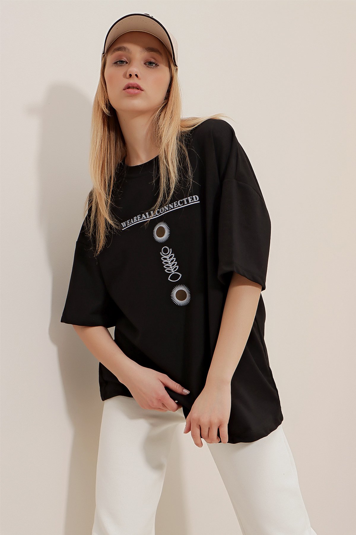 Bisiklet Yaka Baskılı Oversize Unisex T-Shirt - Siyah