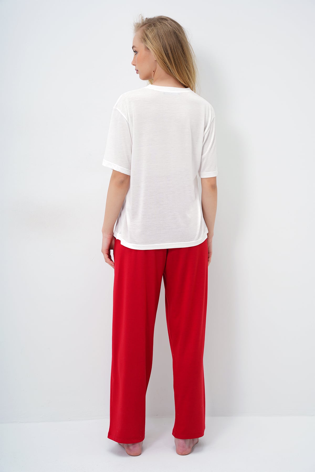 Bisiklet Yaka Baskılı T-Shirt Ve Düz Renk Pantolonlu Pijama Takımı - BORDO