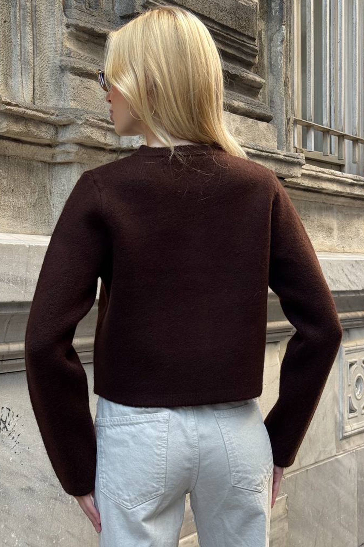 Bisiklet Yaka Çift Cepli Düğmeli Triko Hırka - KAHVERENGİ