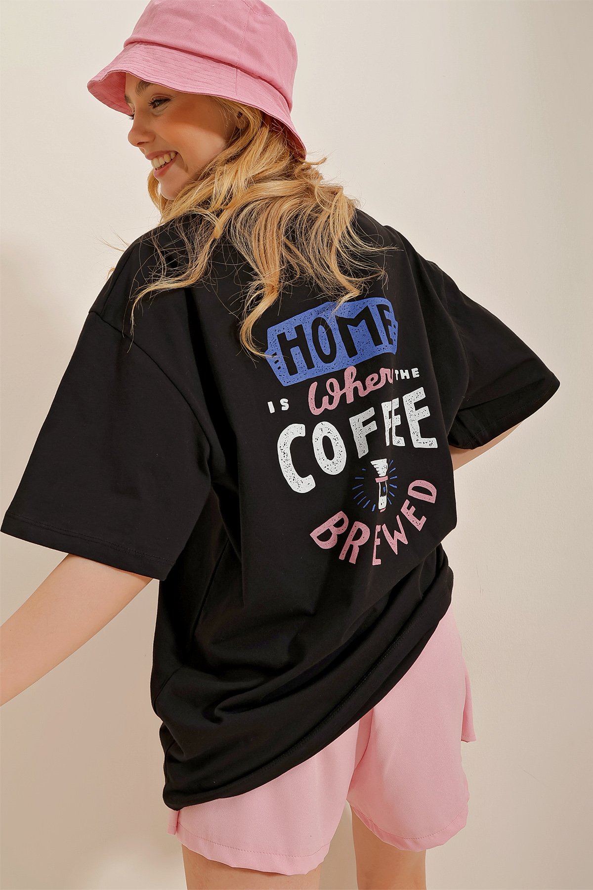 Bisiklet Yaka Coffee Home Baskılı Oversize T-Shirt - Siyah