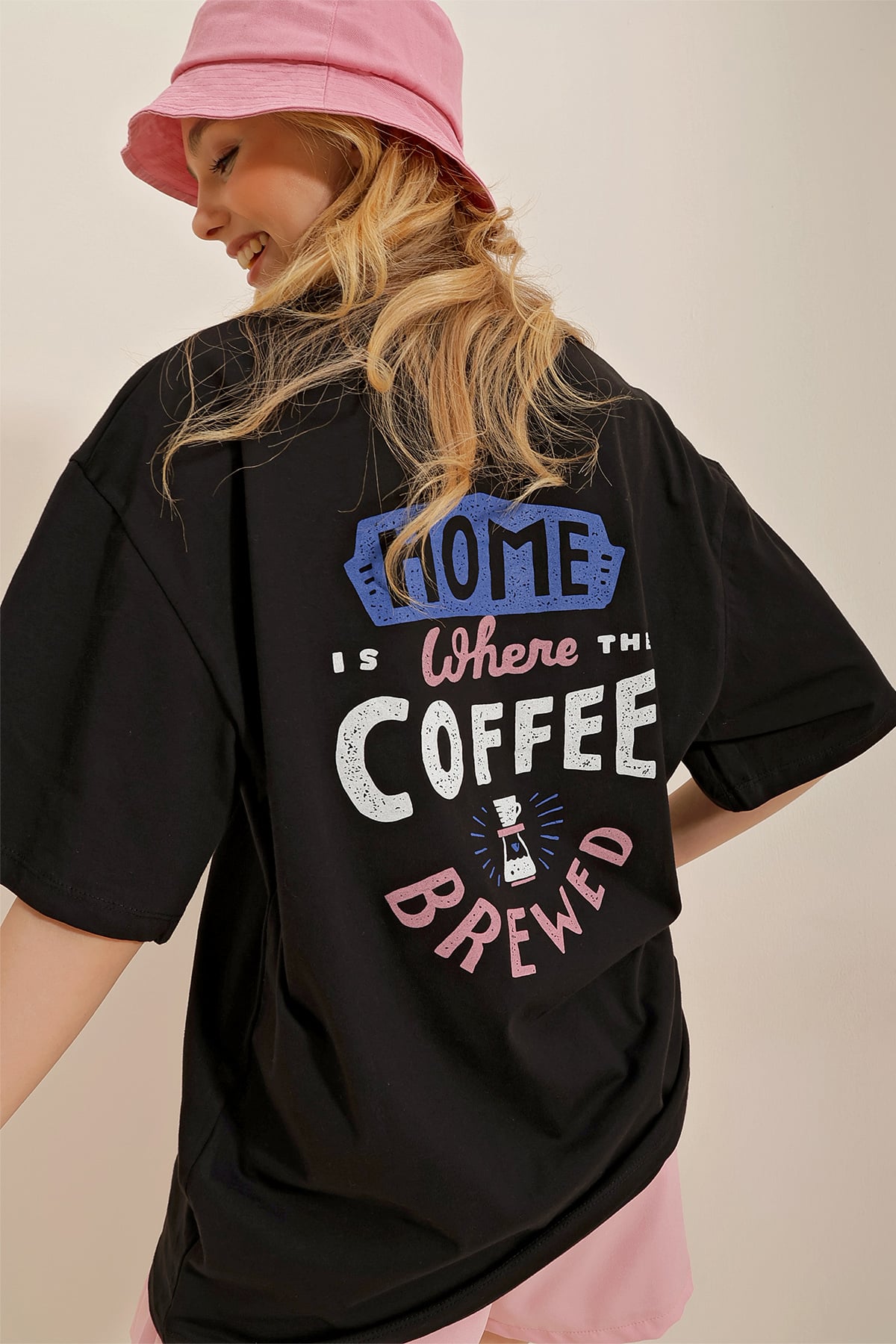 Bisiklet Yaka Coffee Home Baskılı Oversize T-Shirt - Siyah