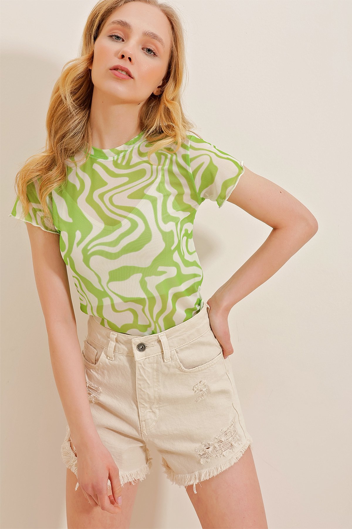 Bisiklet Yaka Desenli Tül Crop Bluz - Elma Yeşili