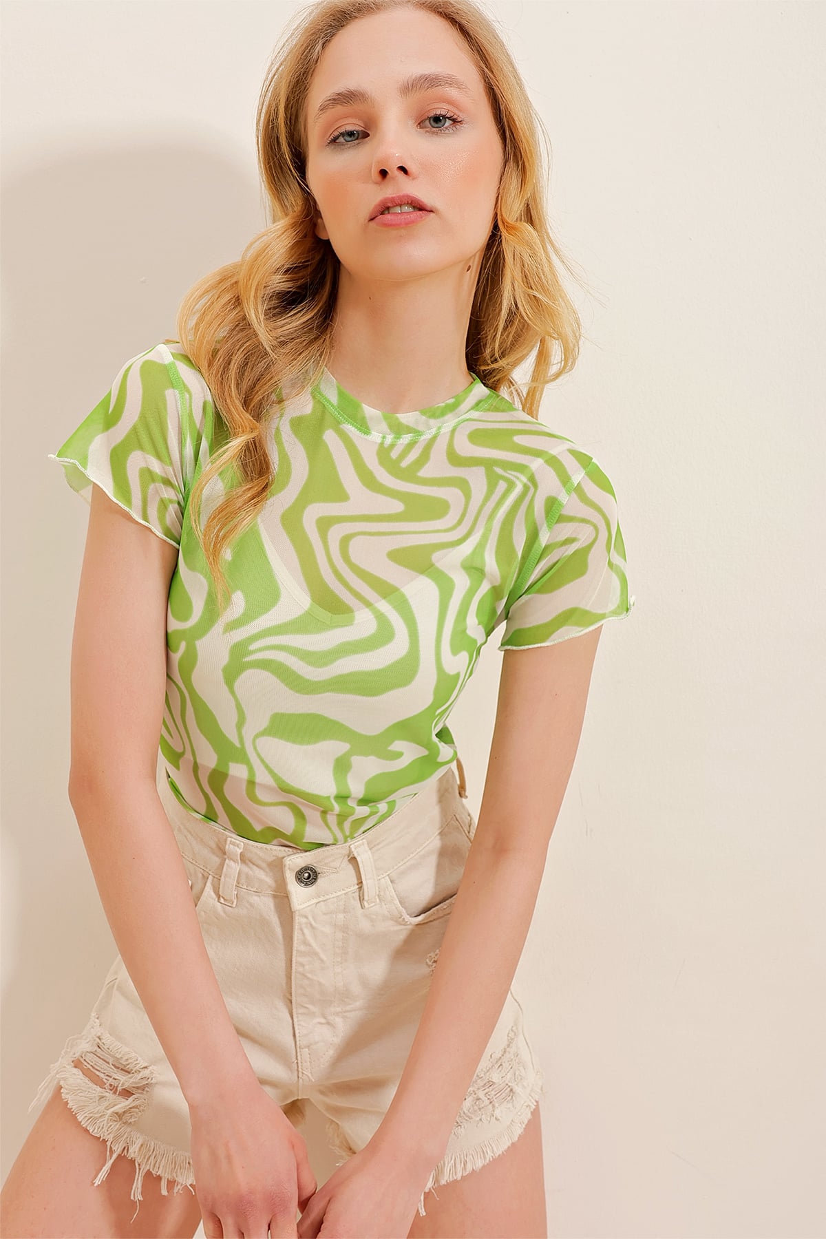 Bisiklet Yaka Desenli Tül Crop Bluz - Elma Yeşili