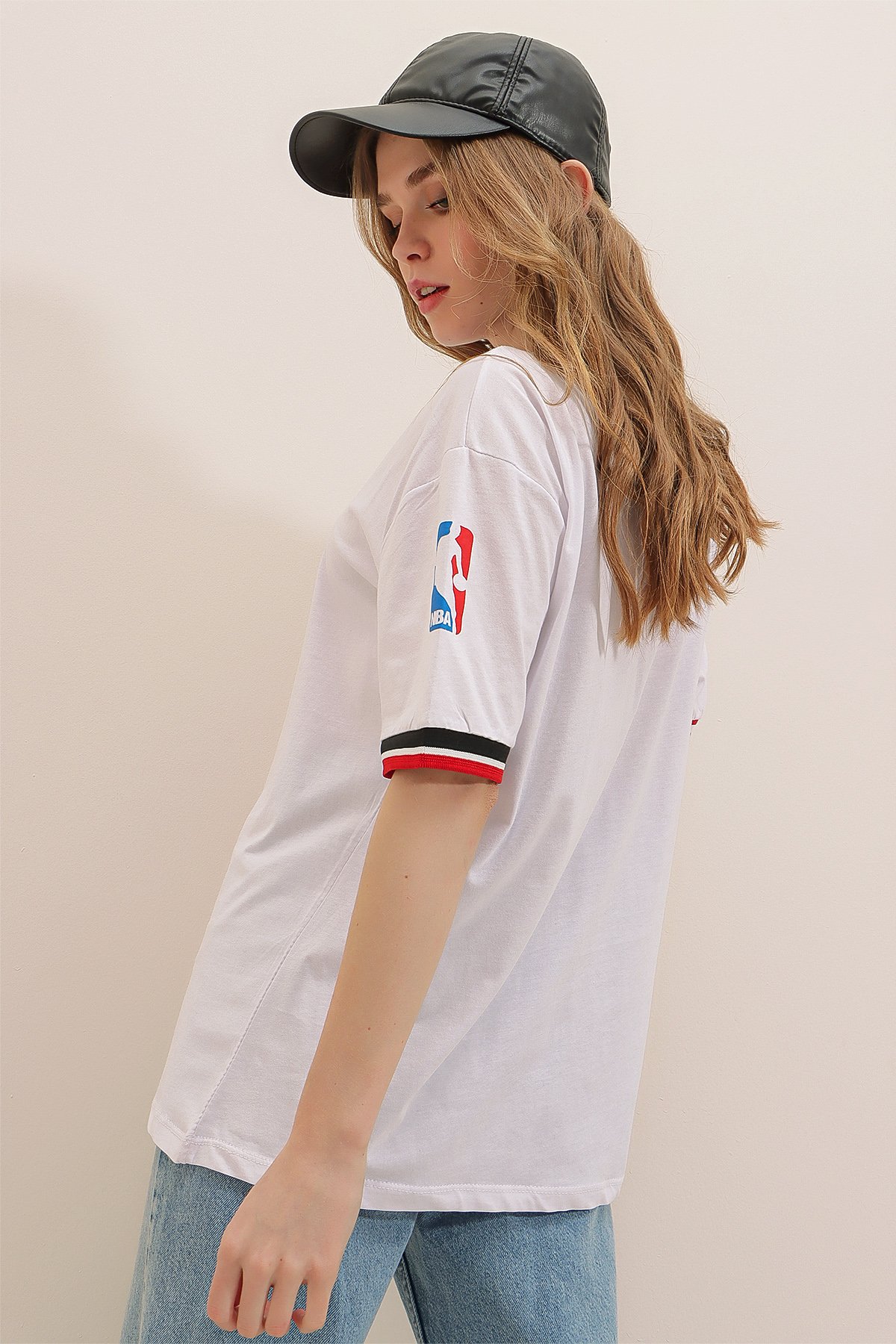 Bisiklet Yaka Dijital Baskılı Ribanalı %100 Pamuk T-Shirt - Beyaz