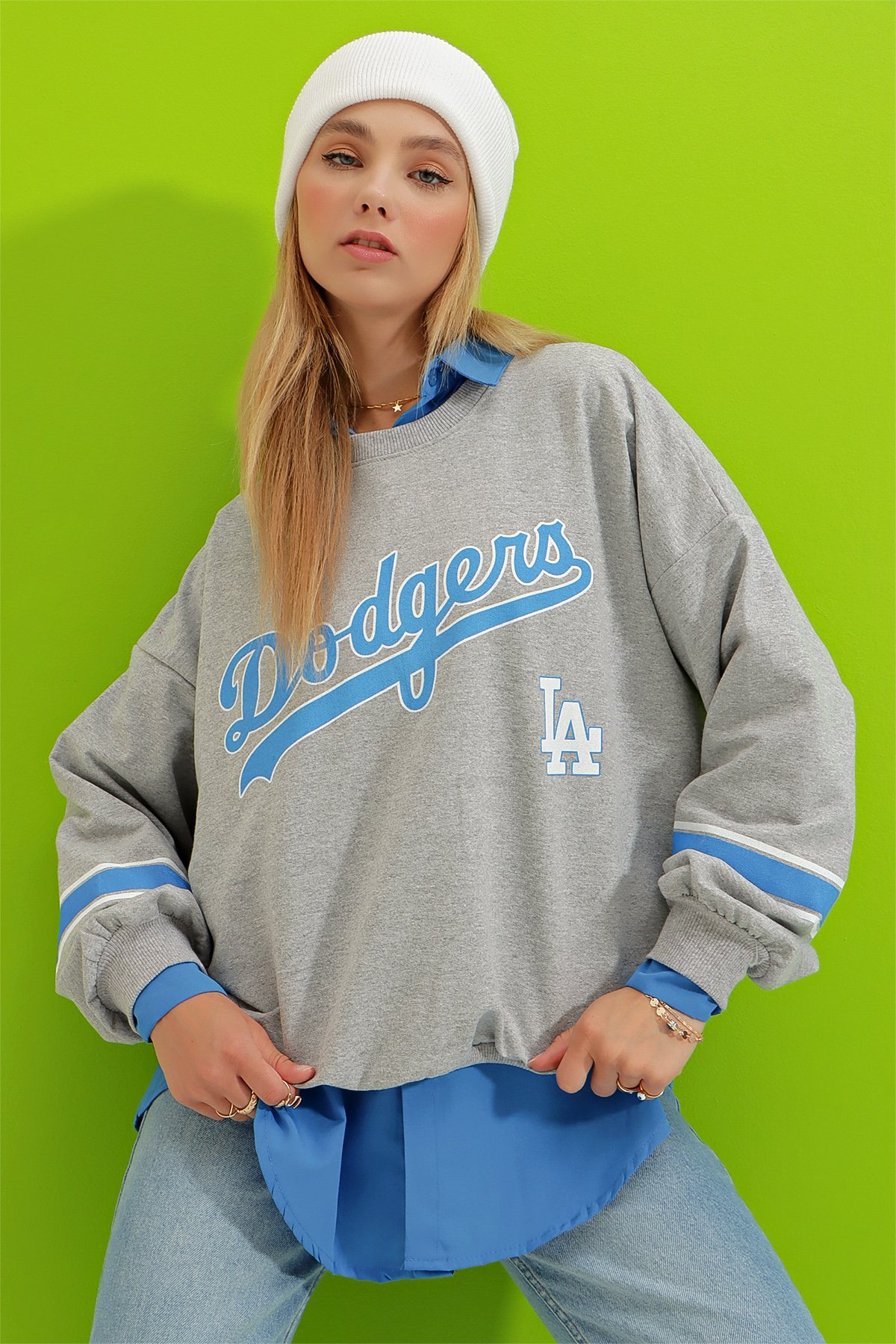 Bisiklet Yaka Dodgers Baskılı Kolu Şeritli Sweatshirt - Grimelanj
