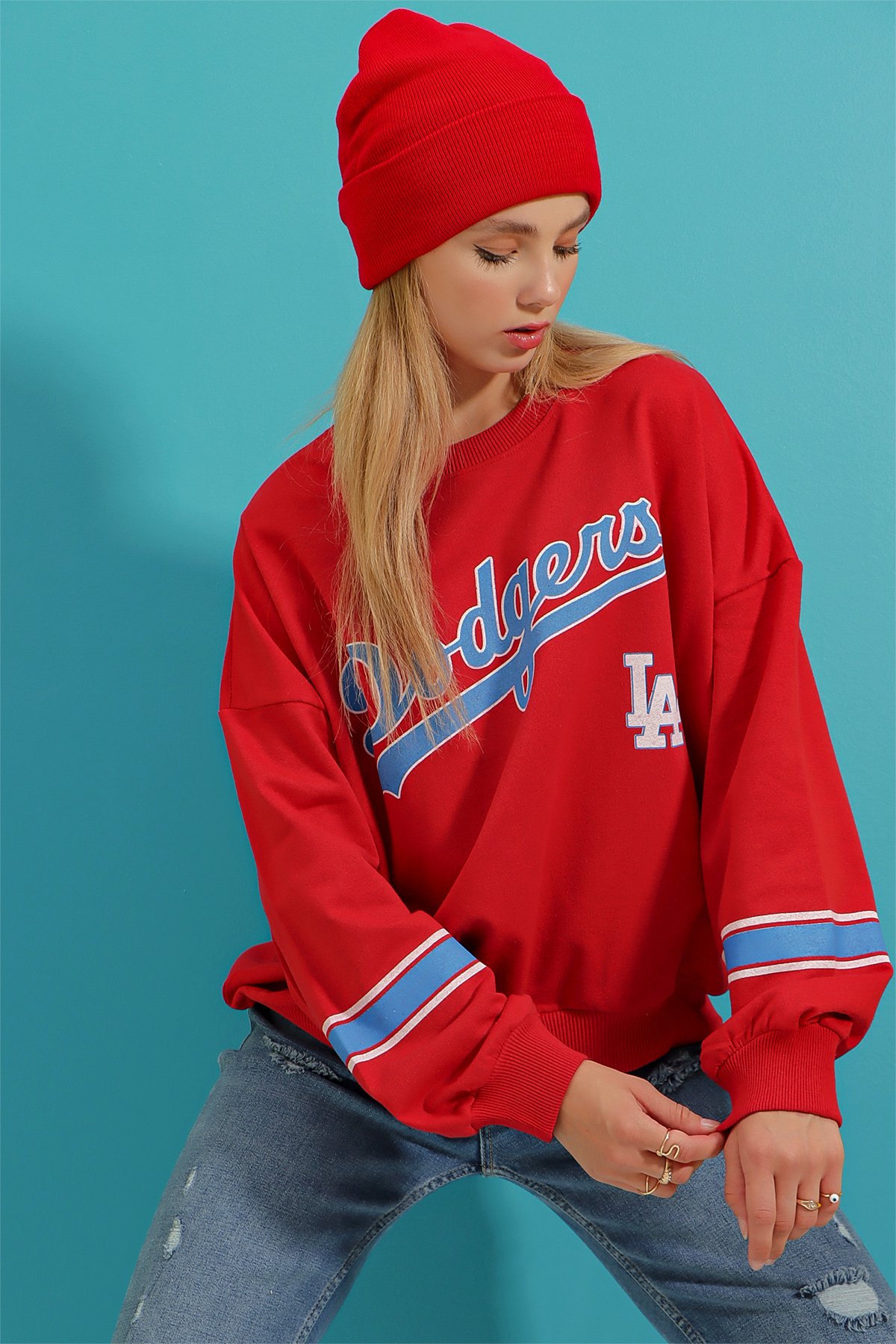 Bisiklet Yaka Dodgers Baskılı Kolu Şeritli Sweatshirt - Kırmızı