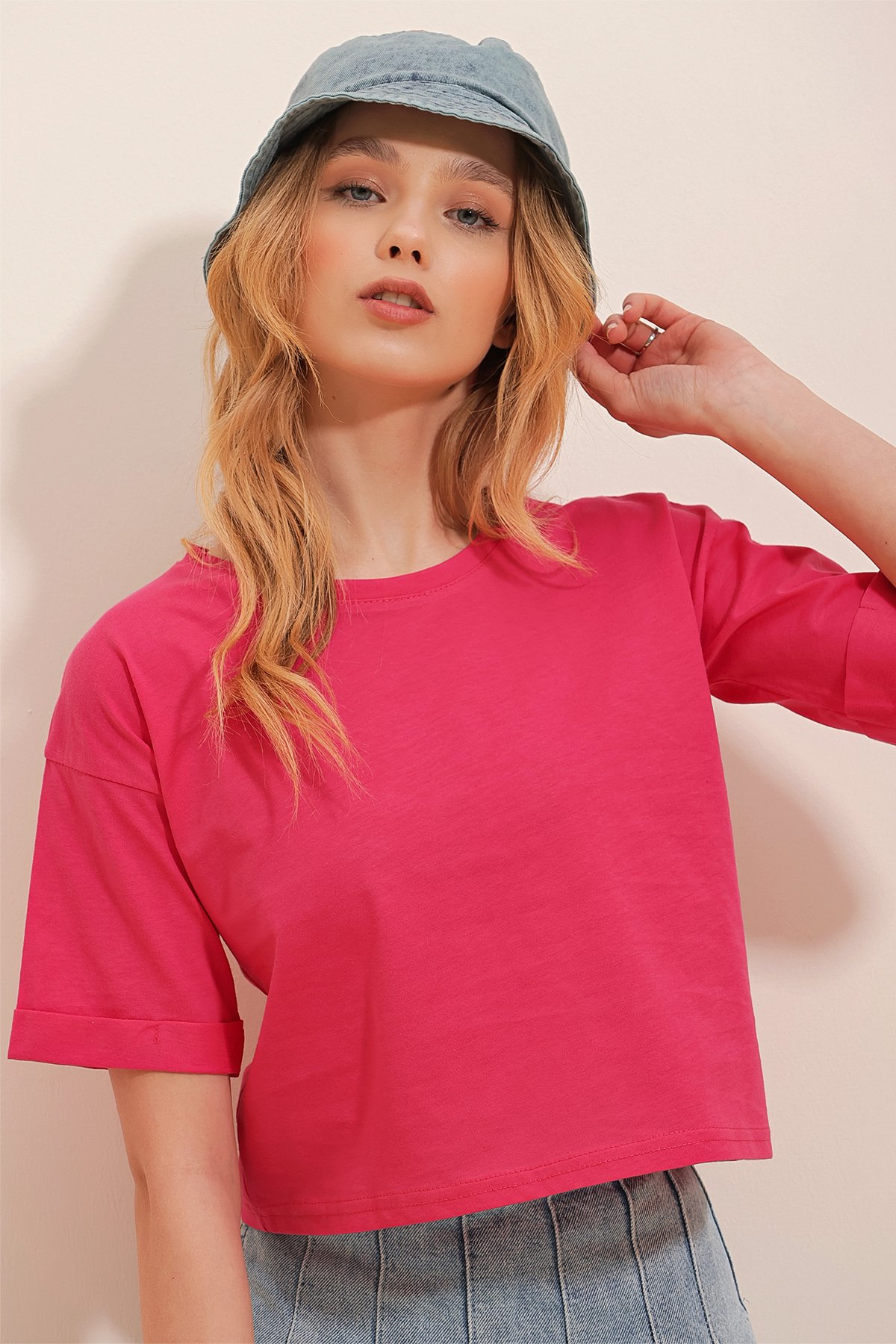 Bisiklet Yaka Duble Kol Basic Oversize Crop T-Shirt - PEMBE