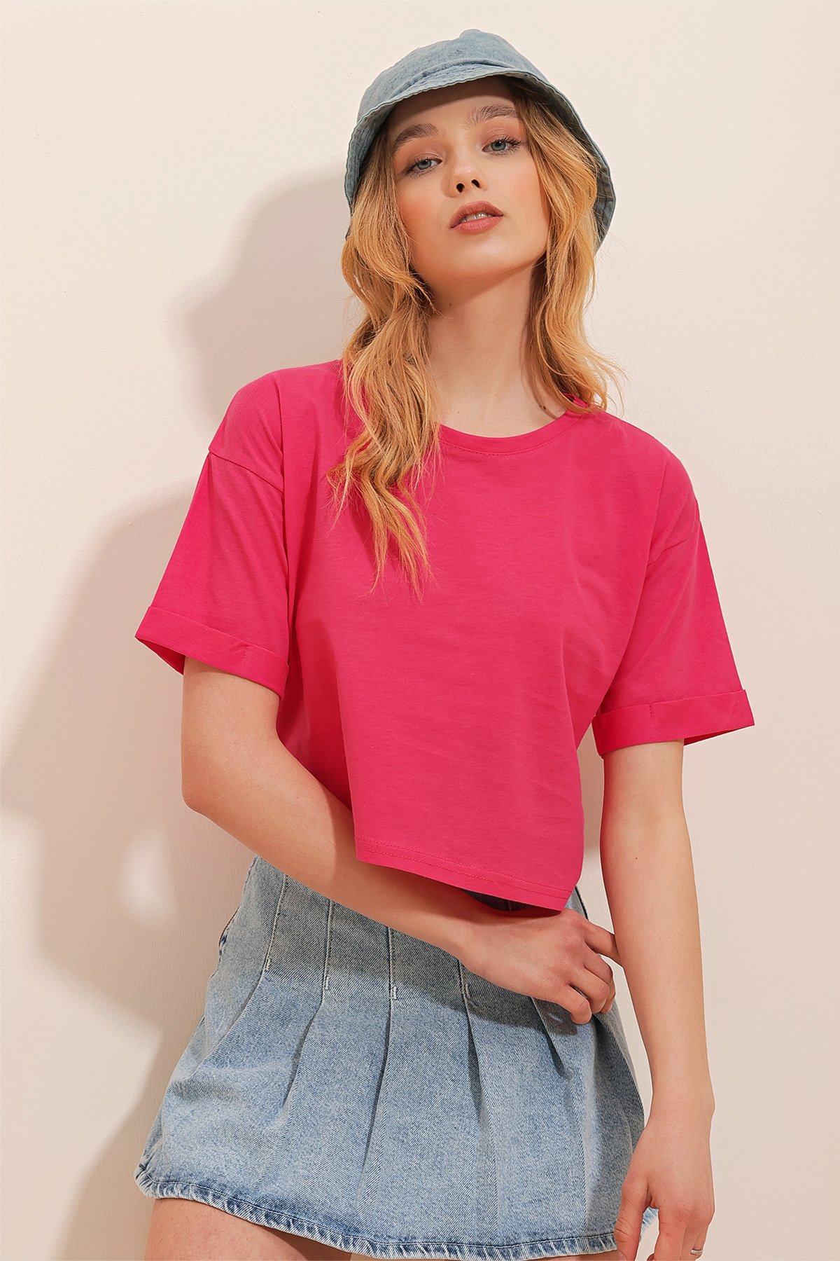Bisiklet Yaka Duble Kol Basic Oversize Crop T-Shirt - PEMBE