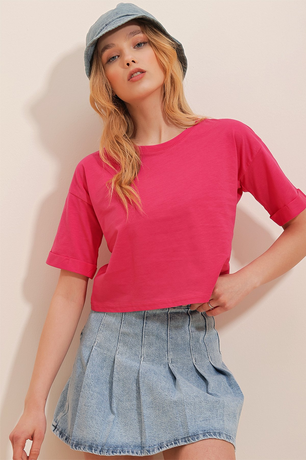 Bisiklet Yaka Duble Kol Basic Oversize Crop T-Shirt - PEMBE