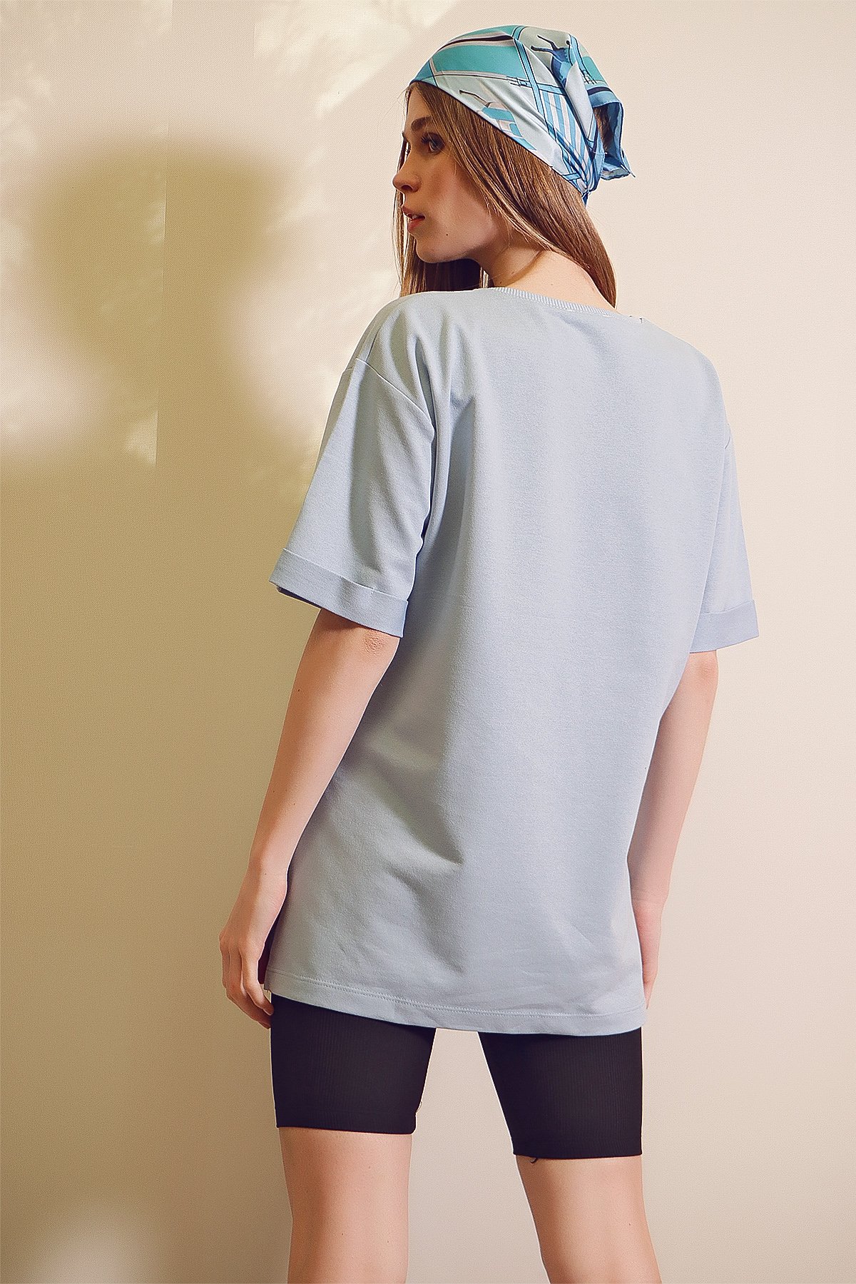 Bisiklet Yaka Duble Kol İki İplik Yanı Yırtmaçlı Oversize T-Shirt - Mavi