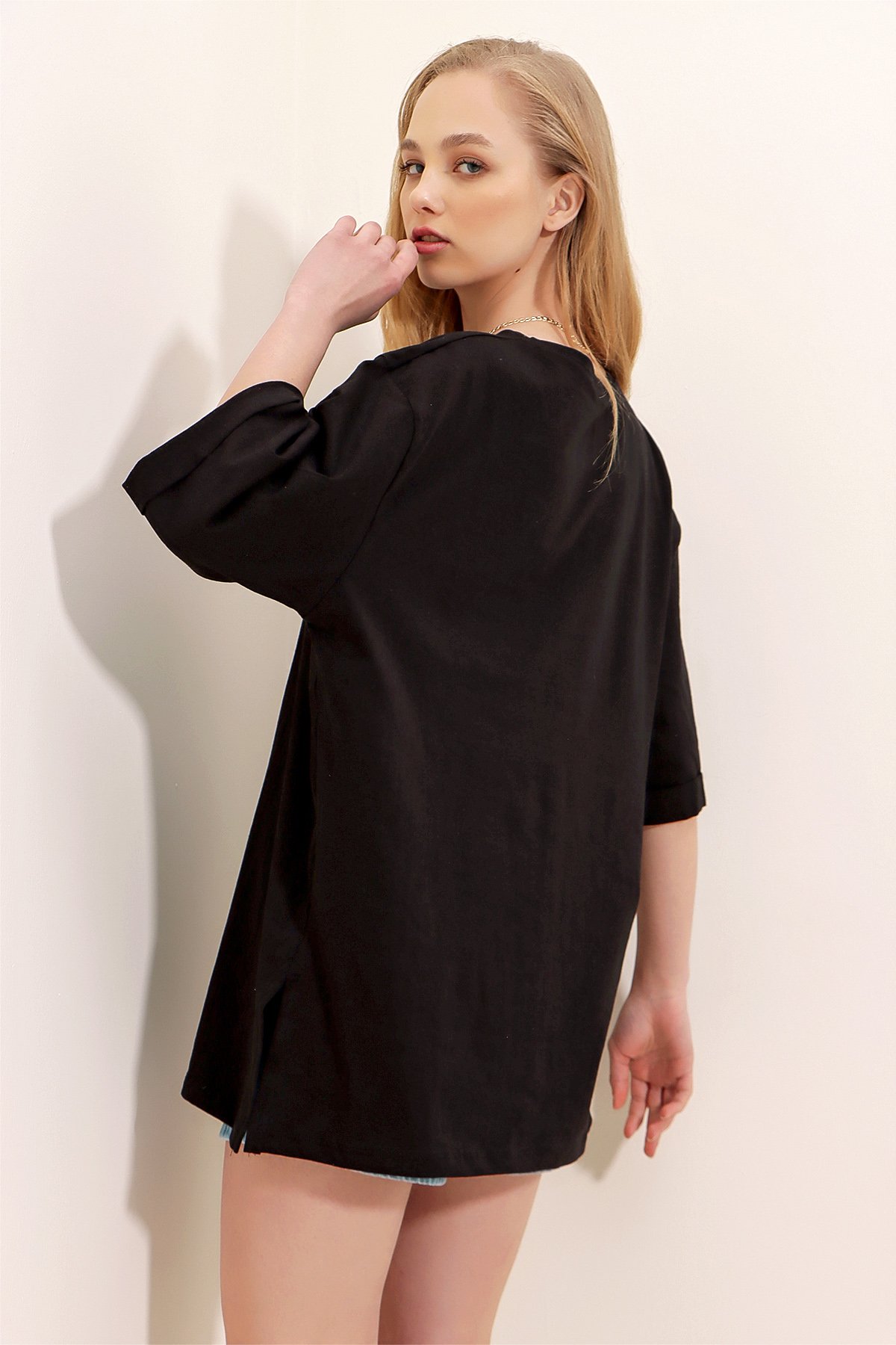 Bisiklet Yaka Duble Kol Oversize Pamuklu Basic T-Shirt - Siyah