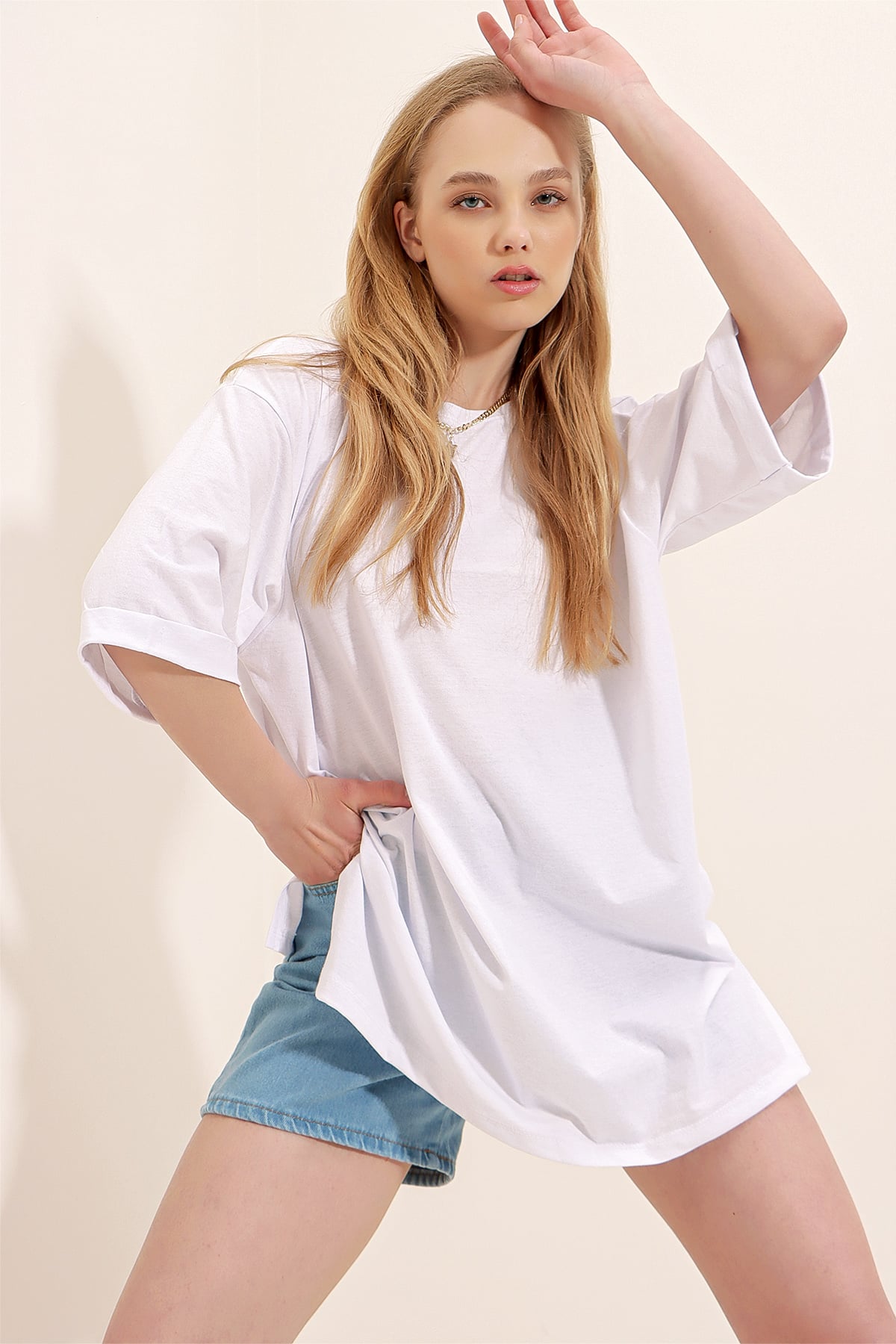 Bisiklet Yaka Duble Kol Oversize Pamuklu Basic T-Shirt - Beyaz