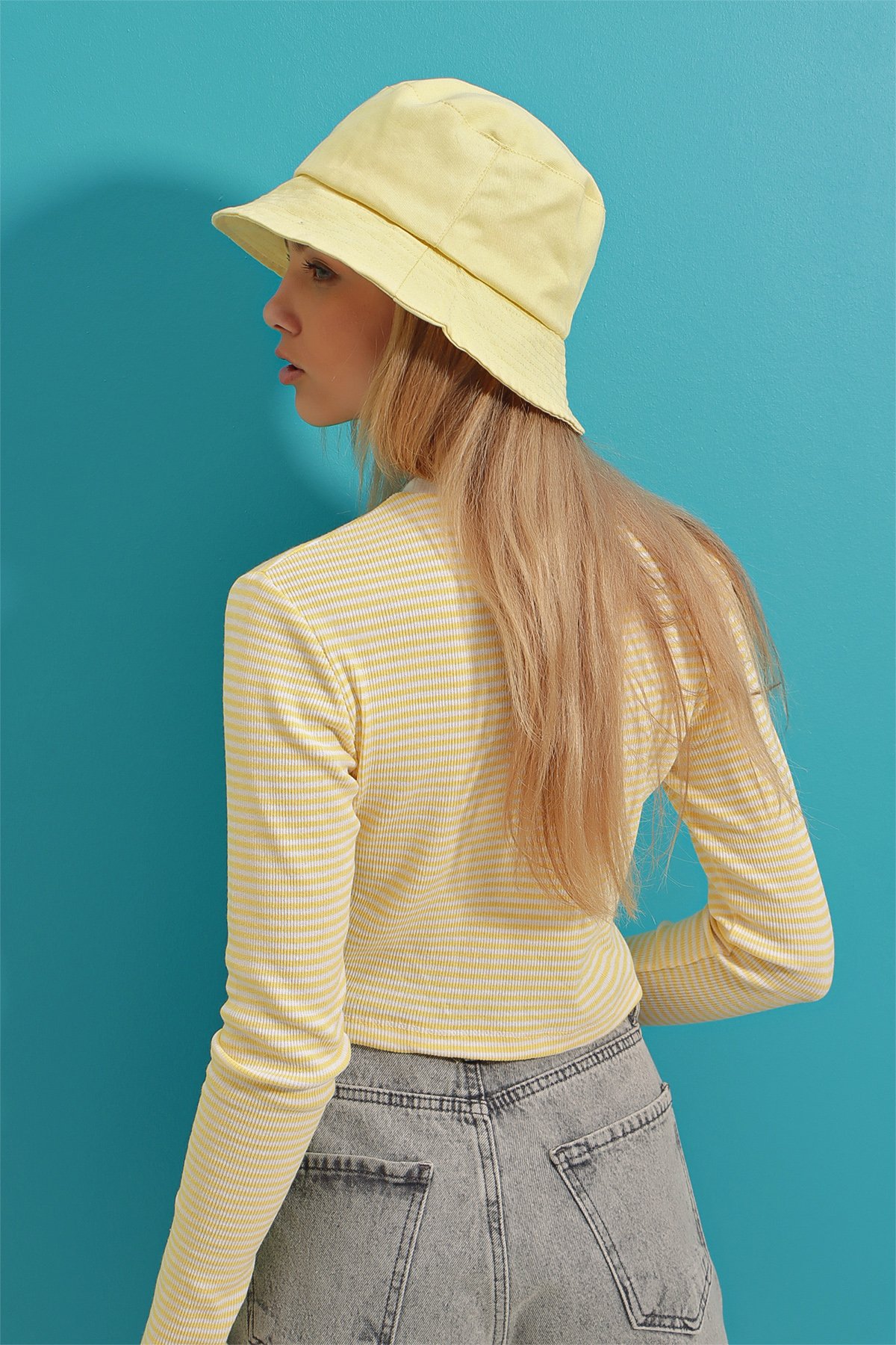 Bisiklet Yaka Fitilli Yumuşak Dokulu Çizgili Crop Bluz - Sarı