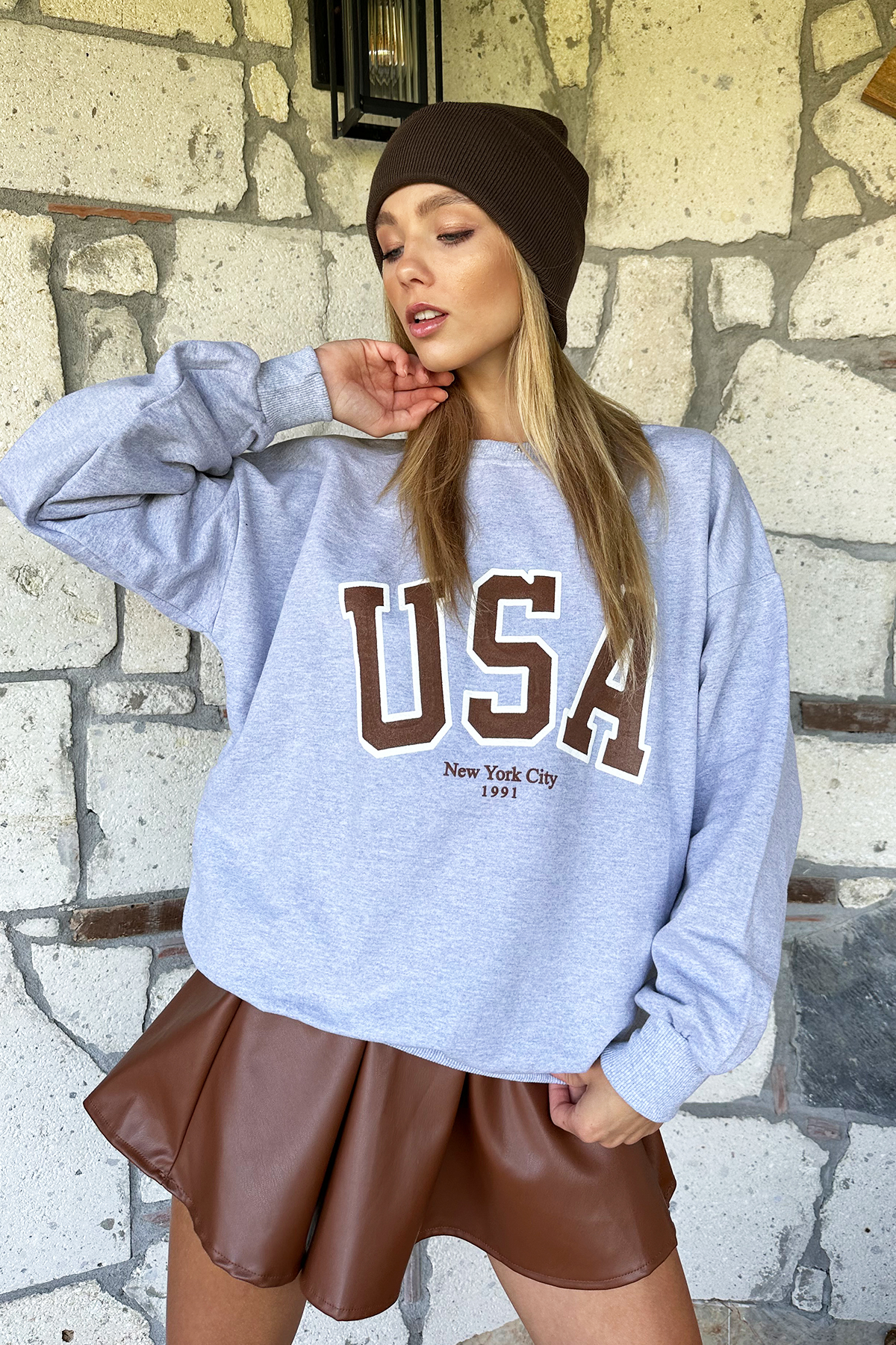 Bisiklet Yaka İçi Şardonlu Oversize Sweatshirt - Gri-Kahve
