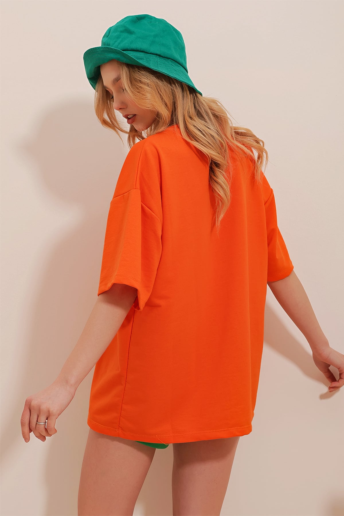 Bisiklet Yaka İki İplik Oversize T-Shirt - TURUNCU