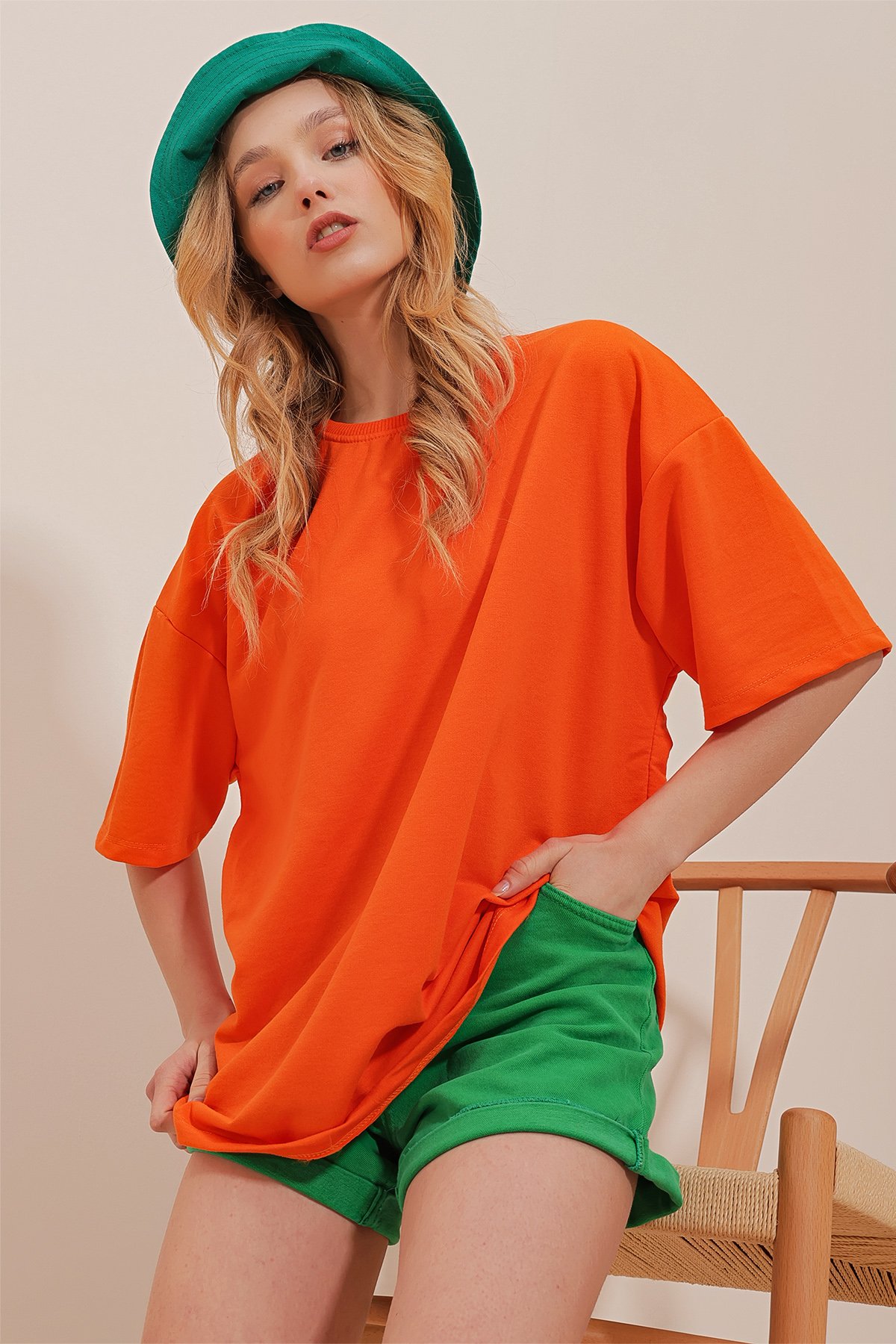Bisiklet Yaka İki İplik Oversize T-Shirt - TURUNCU