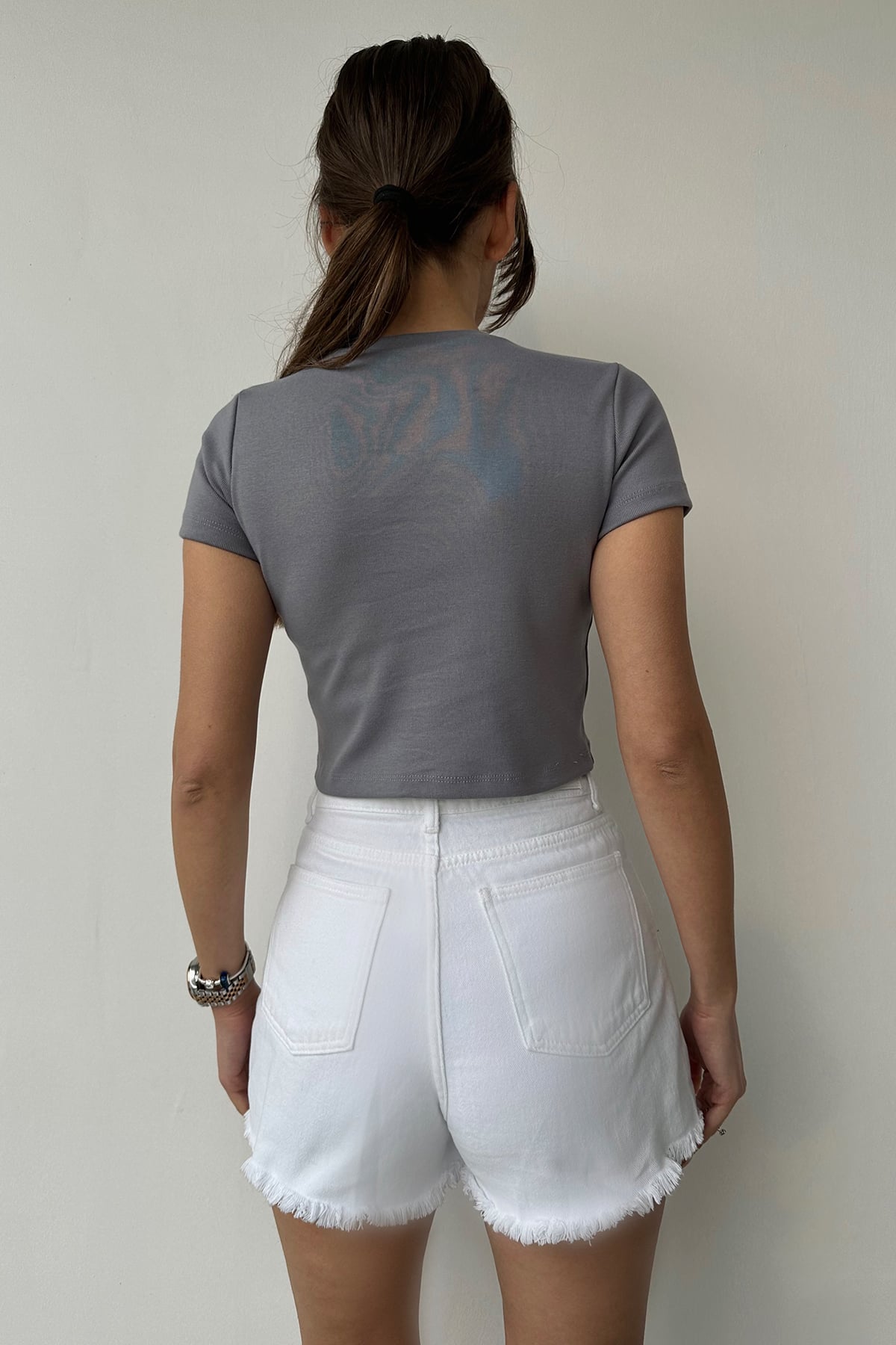 Bisiklet Yaka Kalp Nakış Yarım Kollu Örme Crop Bluz - GRİ