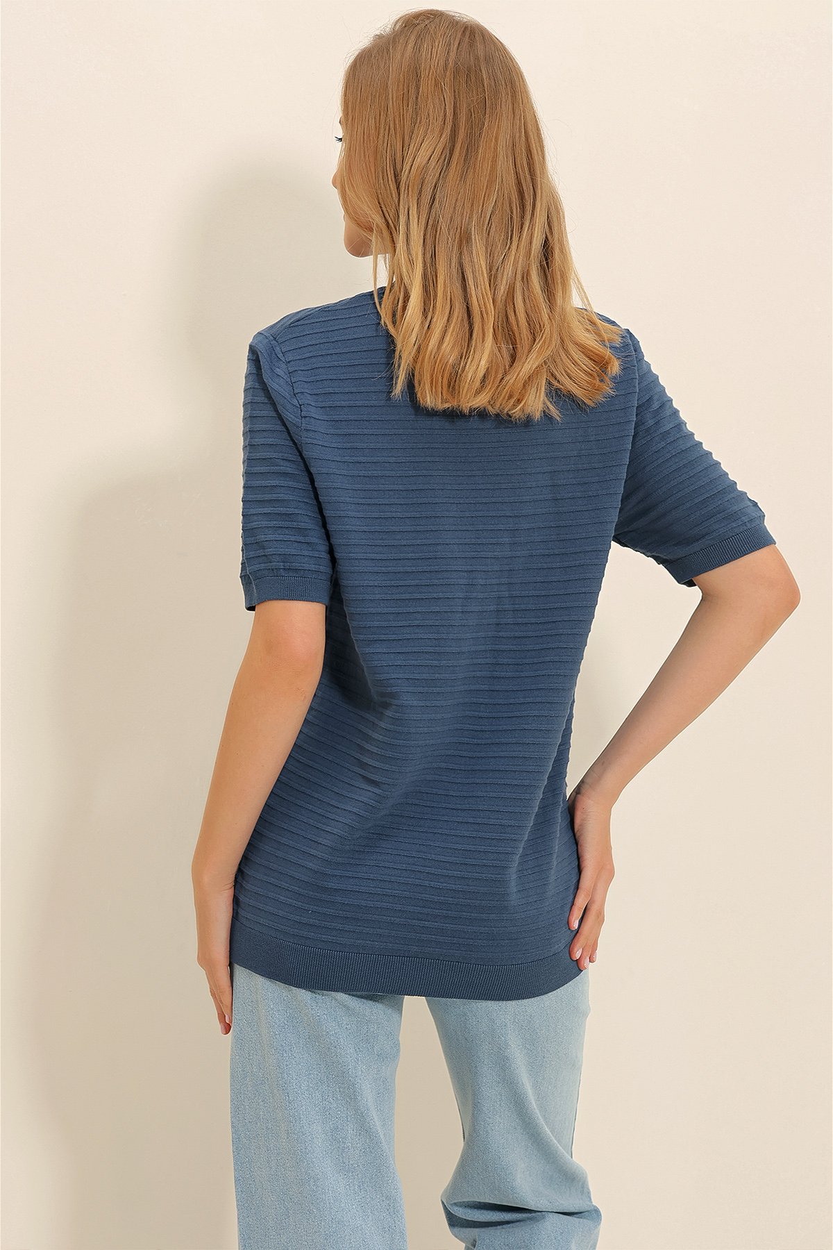 Bisiklet Yaka Kendinden Dokulu Oversize Triko Bluz - Mavi