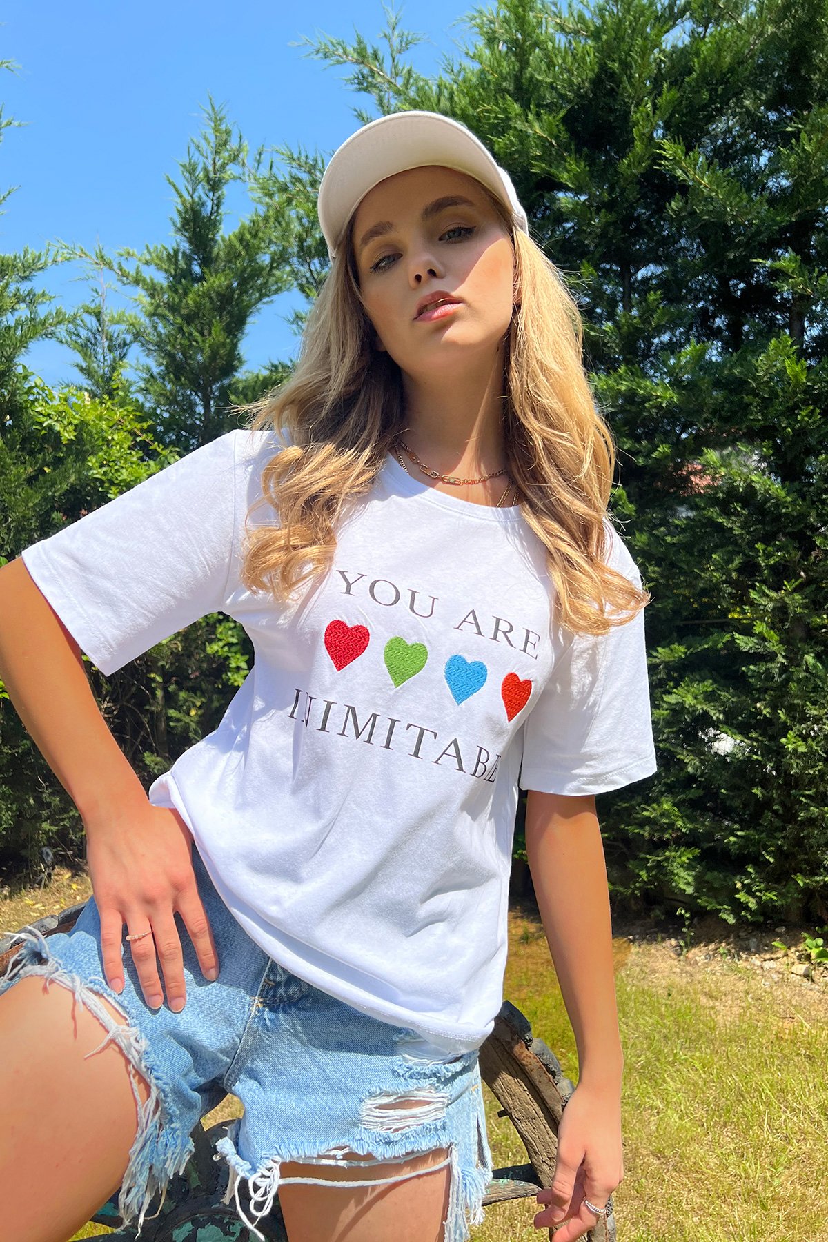 Bisiklet Yaka Nakış İşlemeli Pamuklu T-Shirt - Beyaz