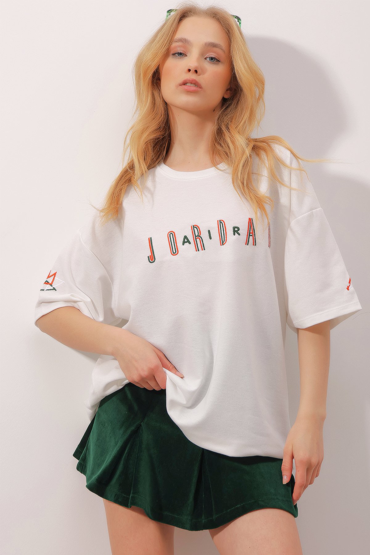 Bisiklet Yaka Nakışlı İki İplik Unisex Oversize T-Shirt - Beyaz