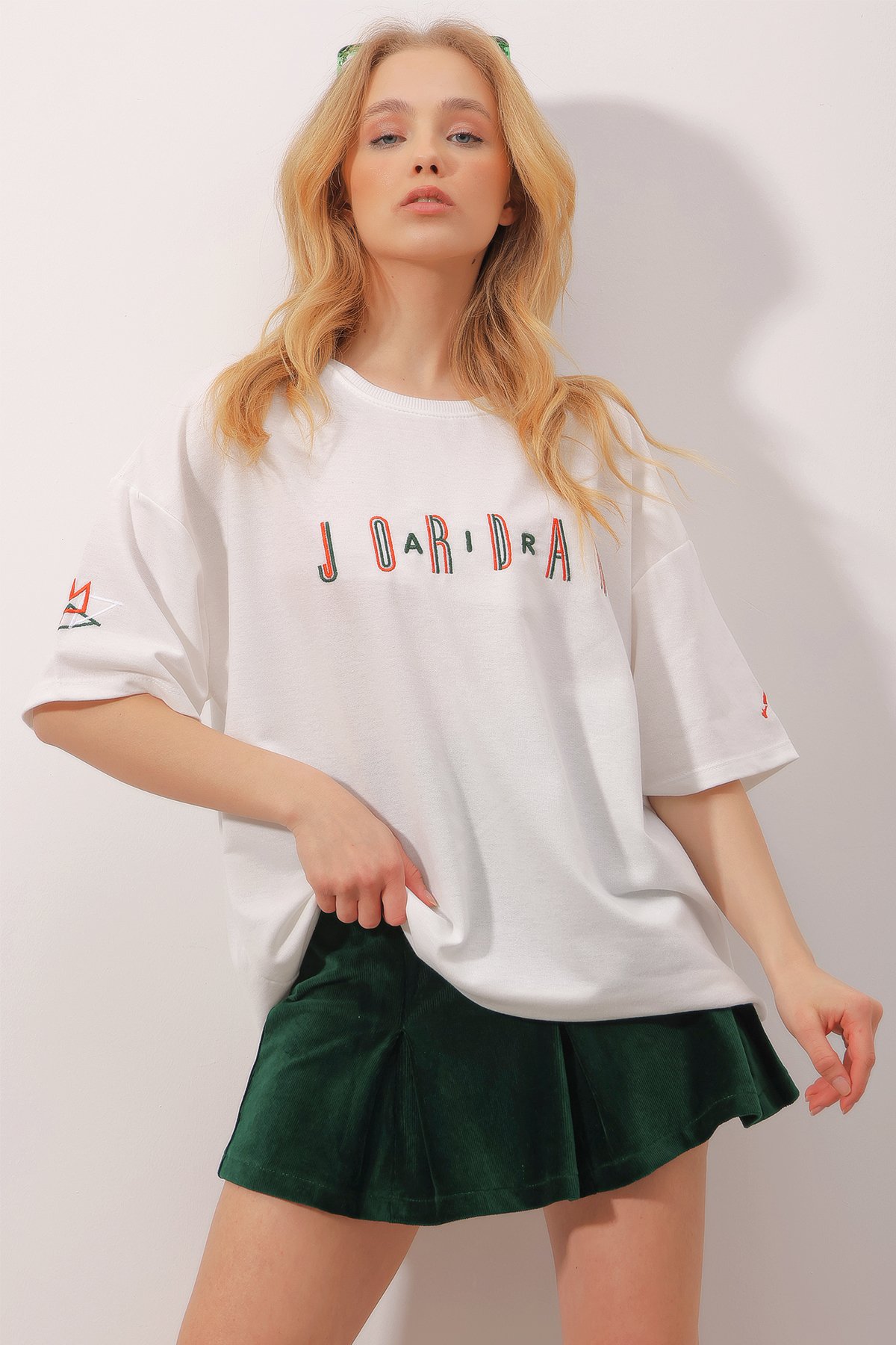 Bisiklet Yaka Nakışlı İki İplik Unisex Oversize T-Shirt - Beyaz