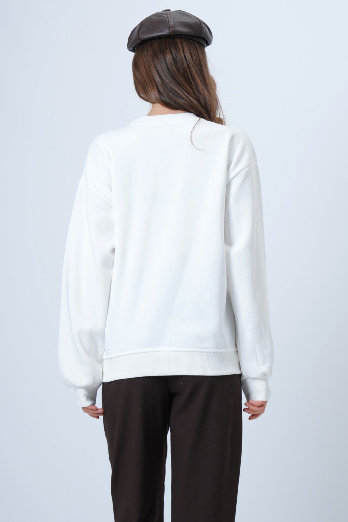 Bisiklet Yaka Nakışlı Ribanalı Uzun Kollu Sweatshirt - EKRU