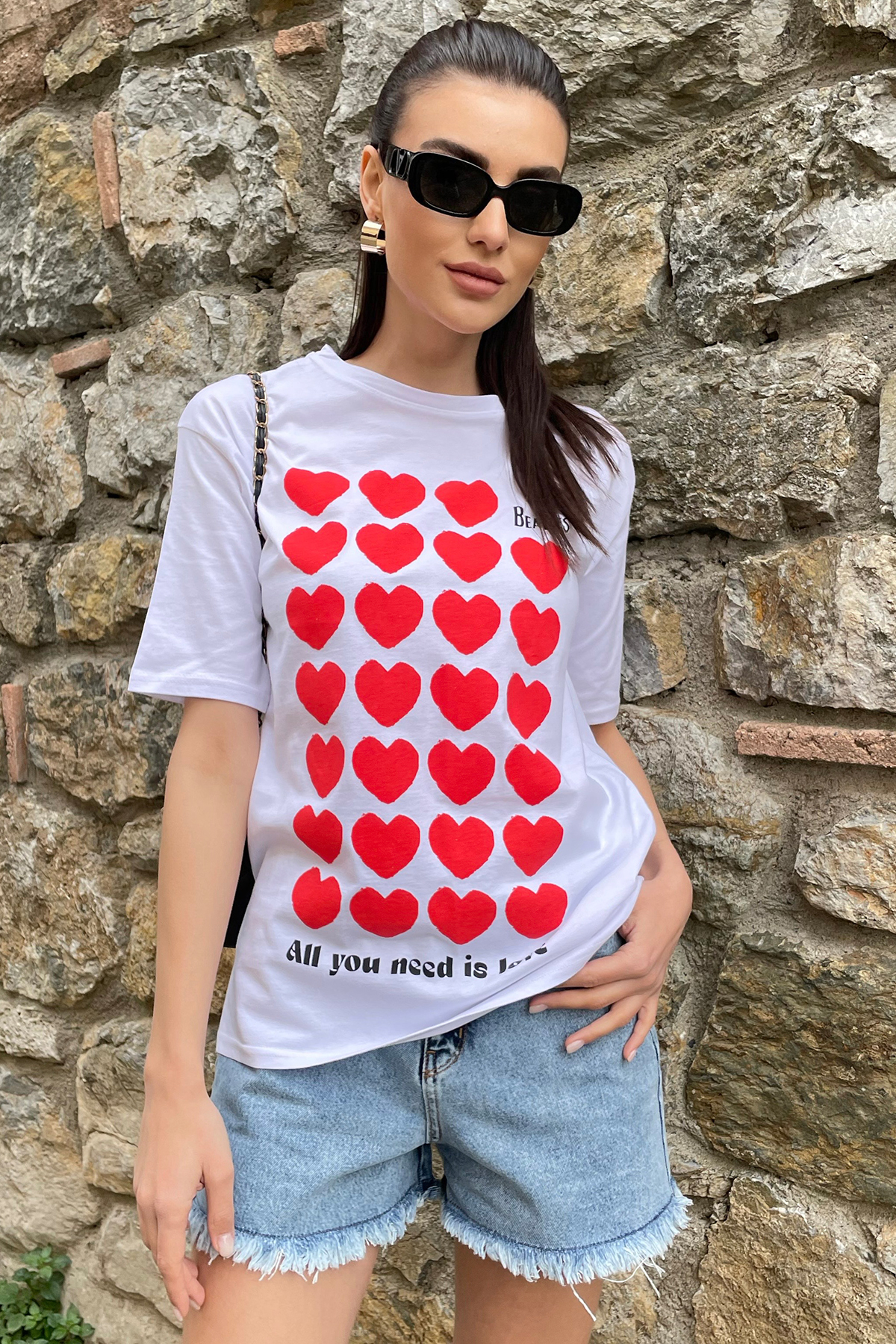Bisiklet Yaka Ön Arka Kalp Baskılı Basic T-Shirt - Beyaz