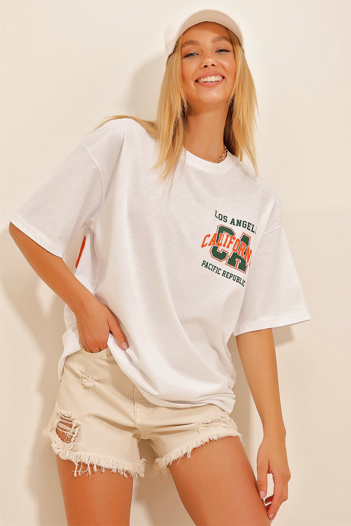 Bisiklet Yaka Ön Ve Arka Baskılı Oversize T-Shirt - Beyaz