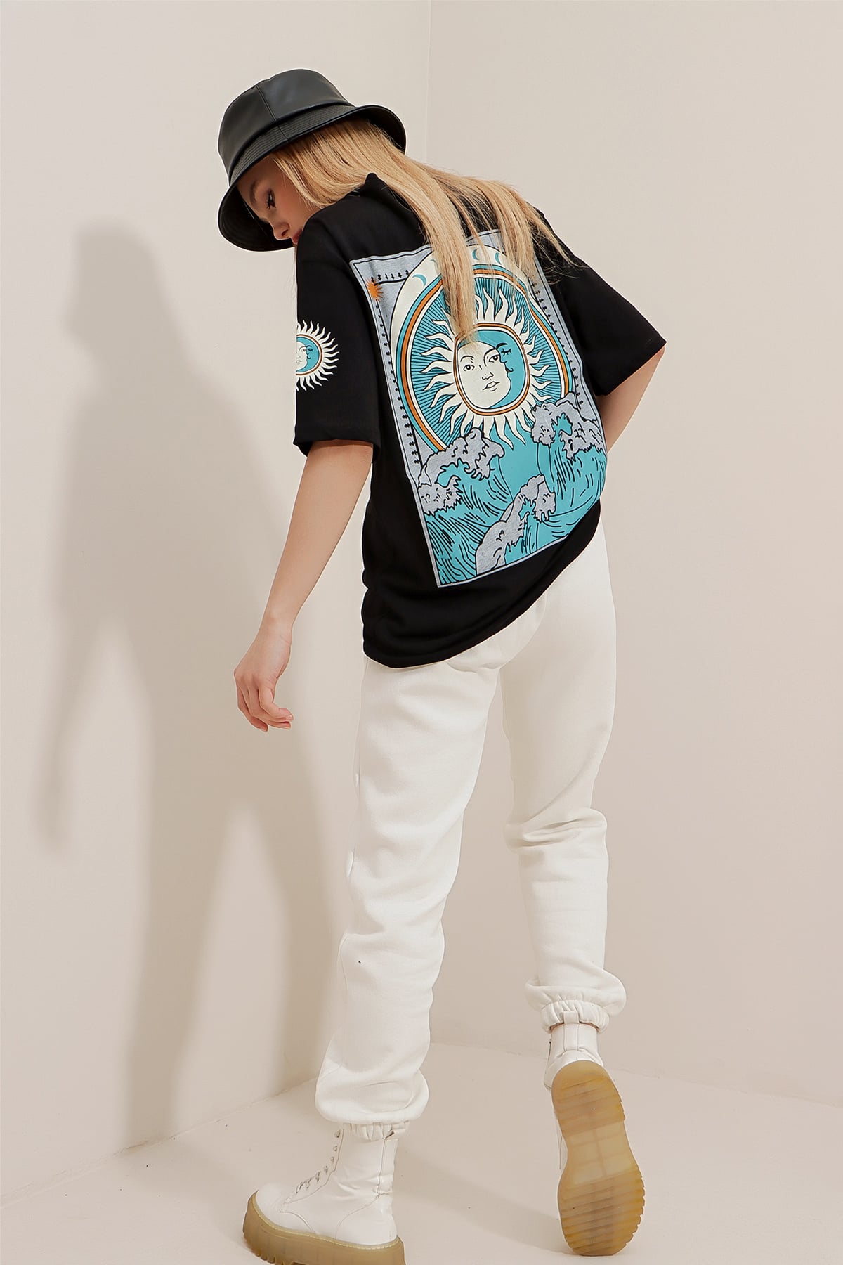 Bisiklet Yaka Önü Ve Arkası Baskılı Oversize Unisex T-Shirt - Siyah