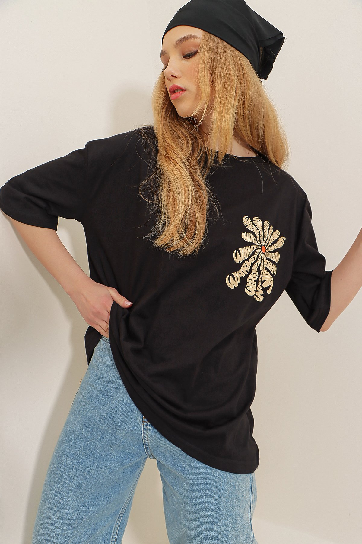 Bisiklet Yaka Önü Ve Arkası Flok Baskılı %100 Pamuk Oversize T-Shirt - Siyah