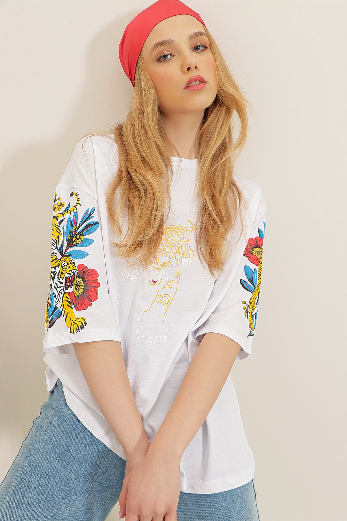 Bisiklet Yaka Önü Ve Kolları Dijital Baskılı Oversize %100 Pamuk T-Shirt - Beyaz
