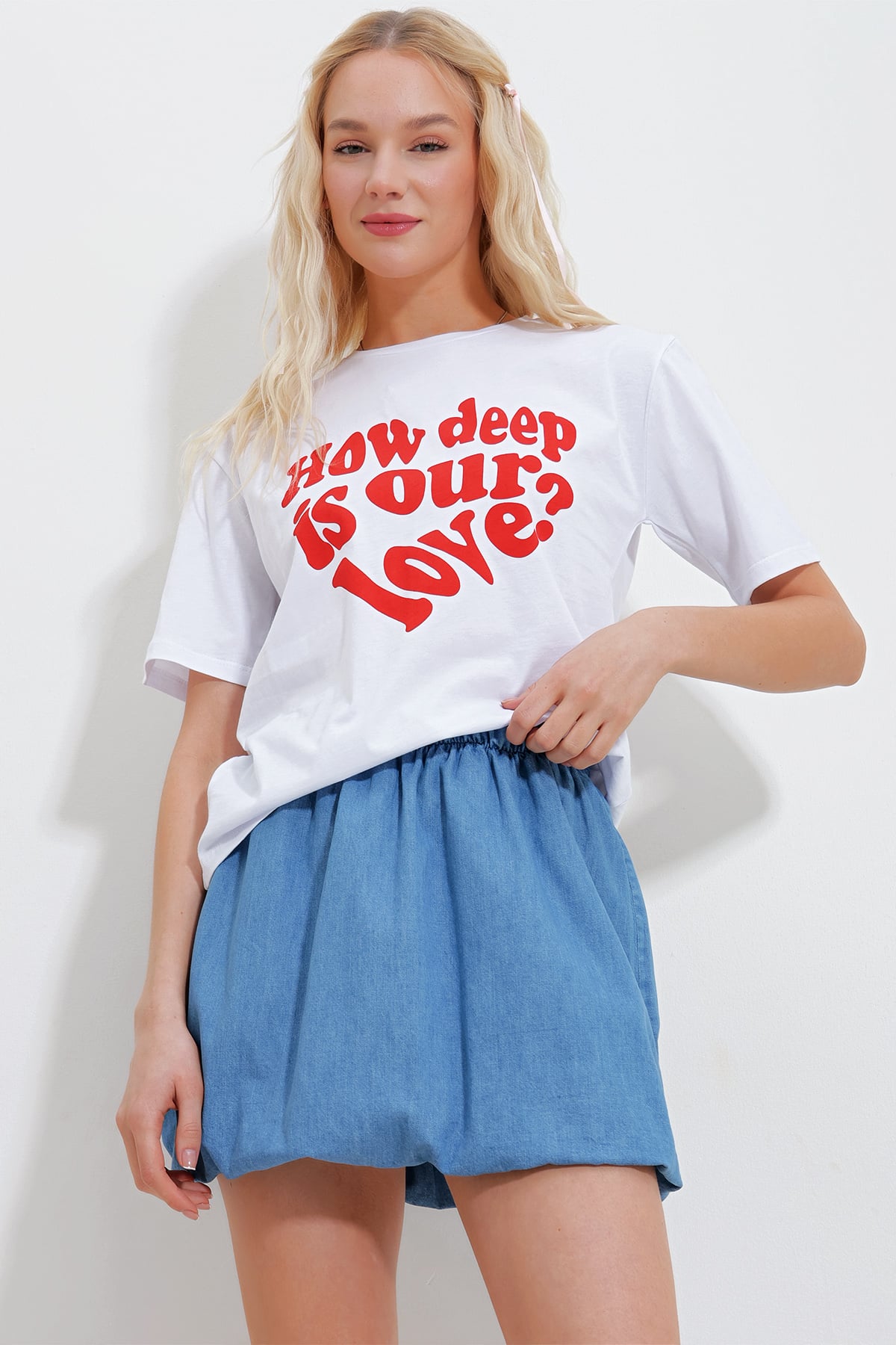 Bisiklet Yaka Önü Yazı Baskılı Pamuk T-Shirt - Beyaz