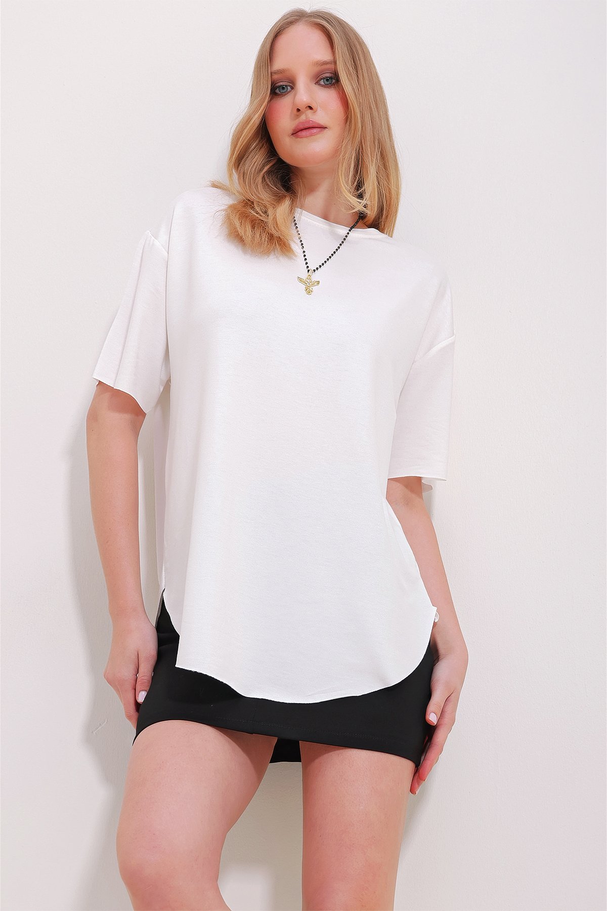 Bisiklet Yaka Oval Kesim Modal T-Shirt - Beyaz