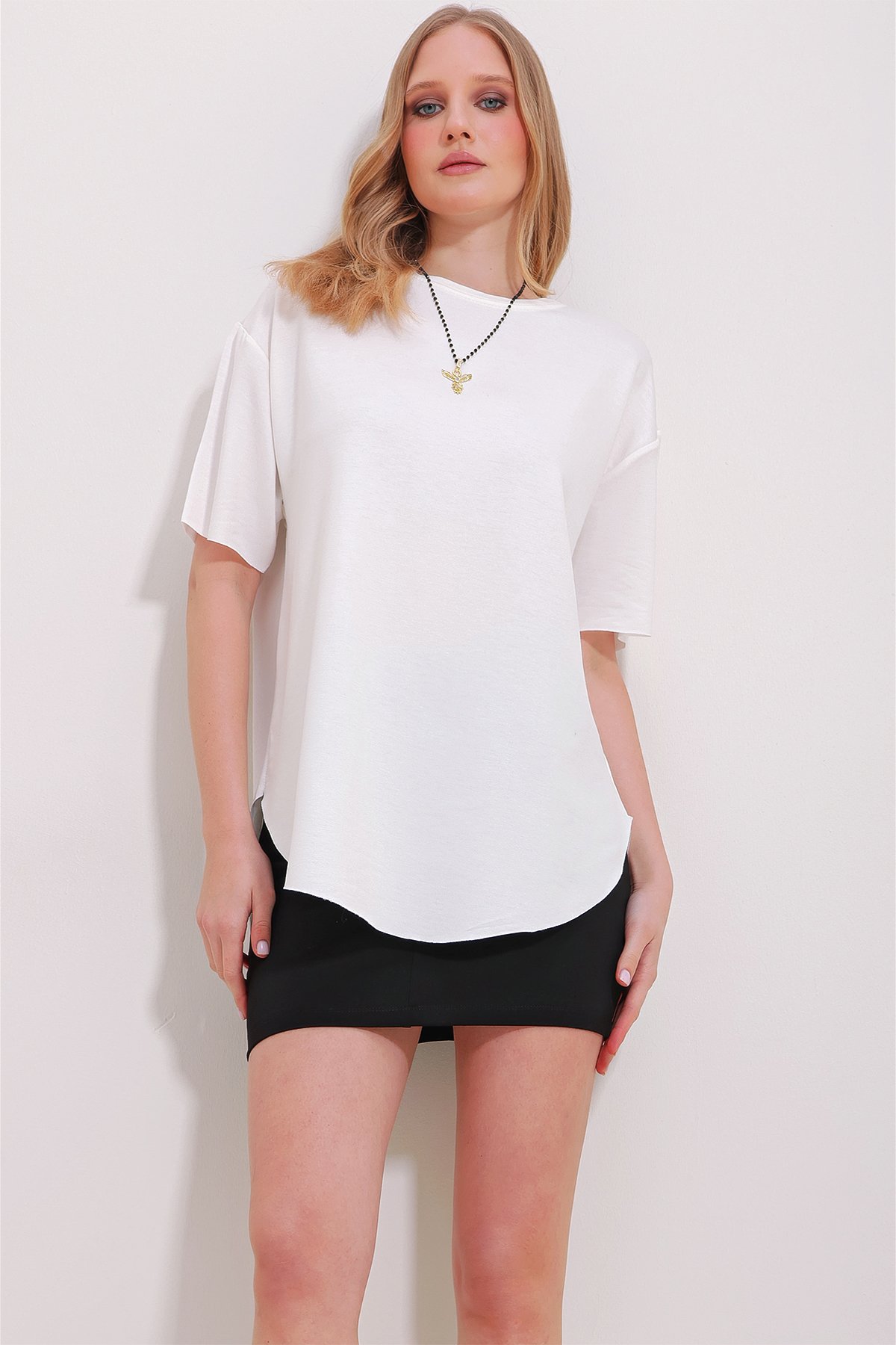 Bisiklet Yaka Oval Kesim Modal T-Shirt - Beyaz