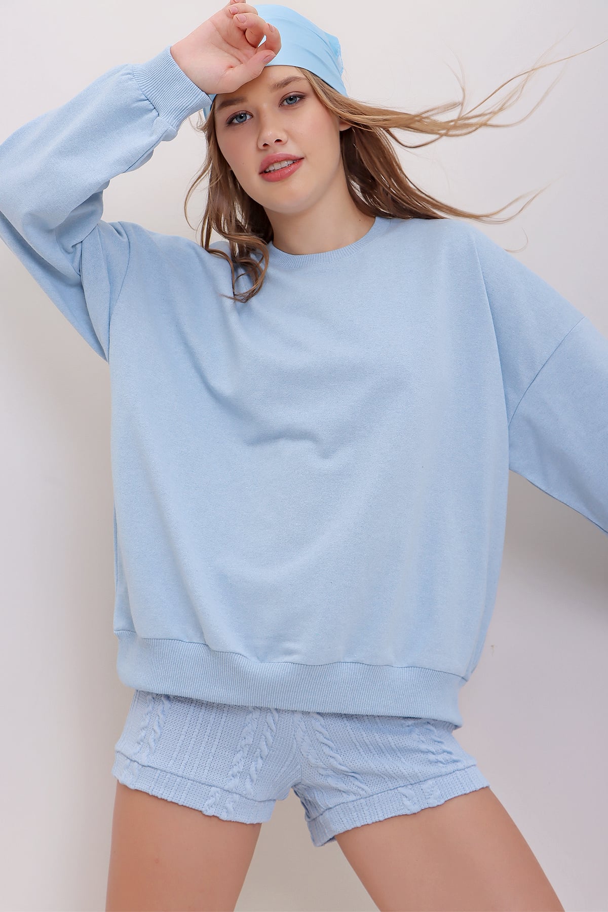 Bisiklet Yaka Oversize Basic Sweatshirt - Mavi