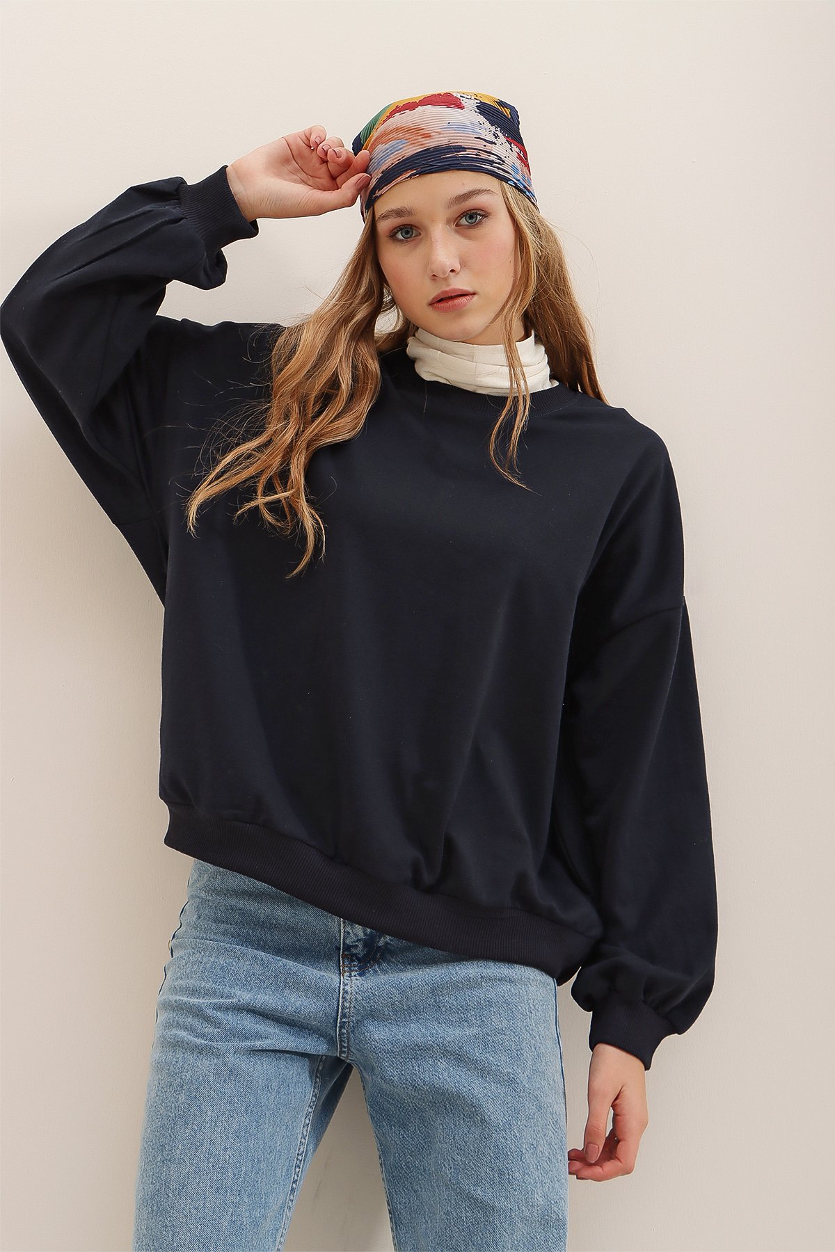 Bisiklet Yaka Oversize Basic Sweatshirt - Lacivert