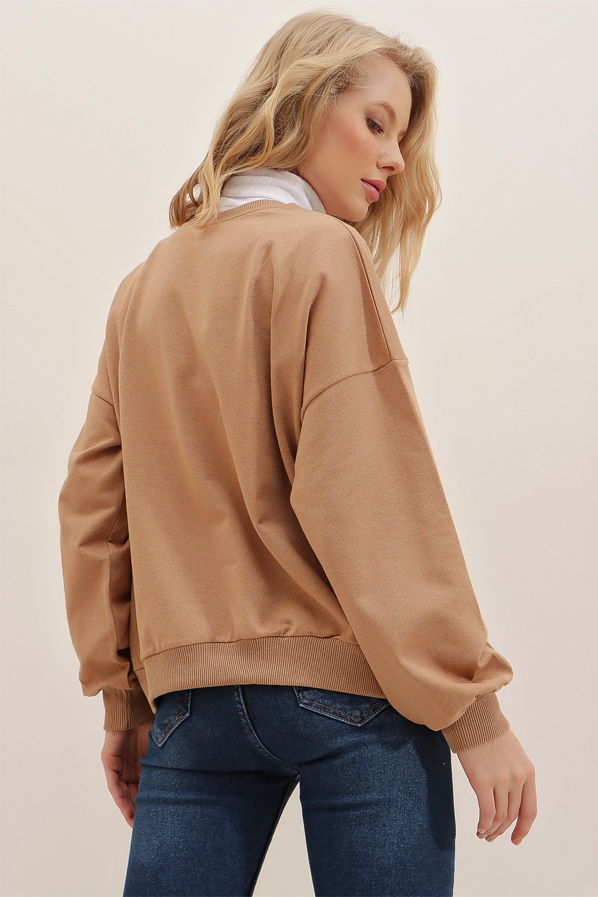 Bisiklet Yaka Oversize Basic Sweatshirt - Karamel