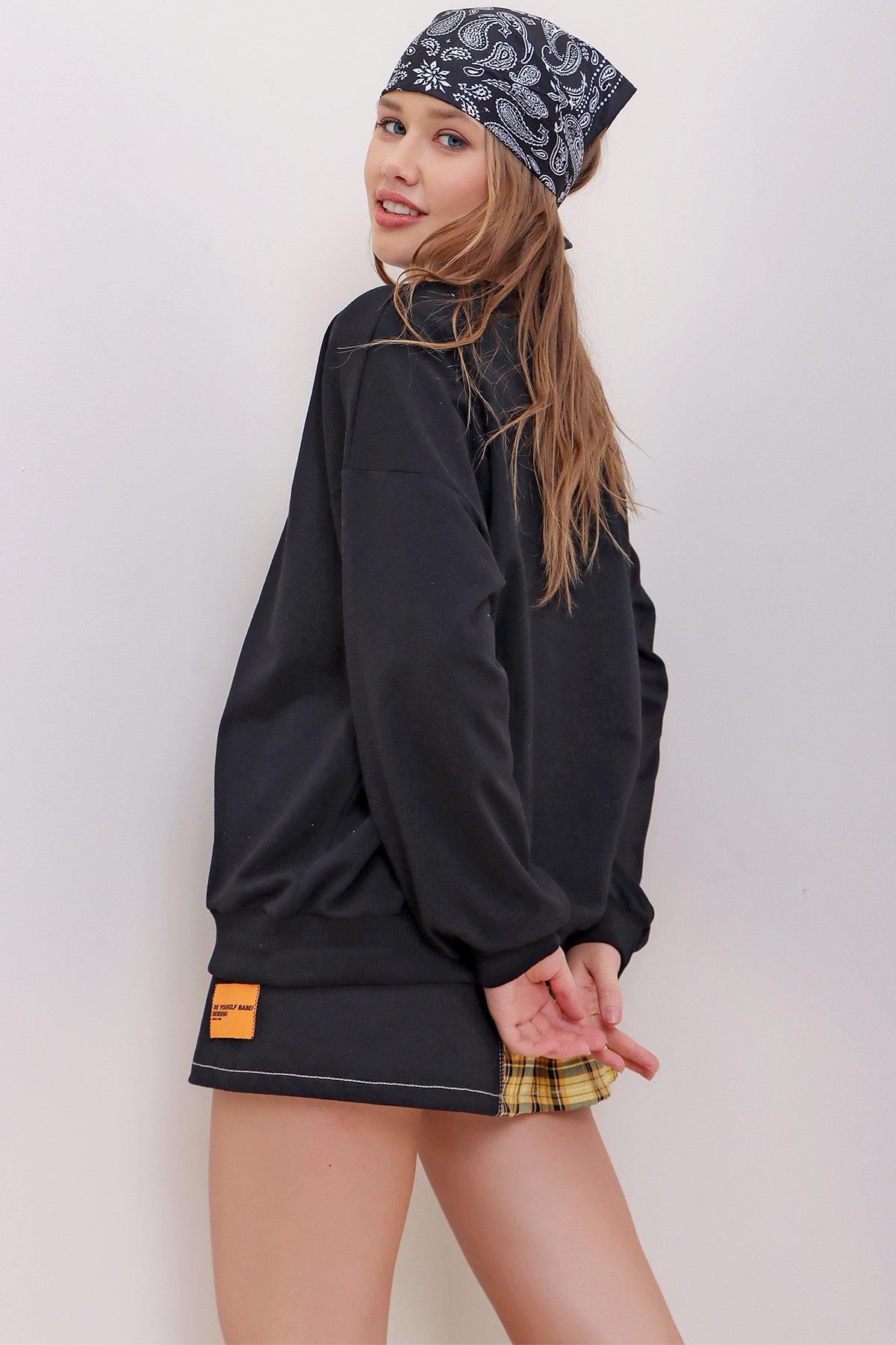 Bisiklet Yaka Oversize Basic Sweatshirt - Siyah