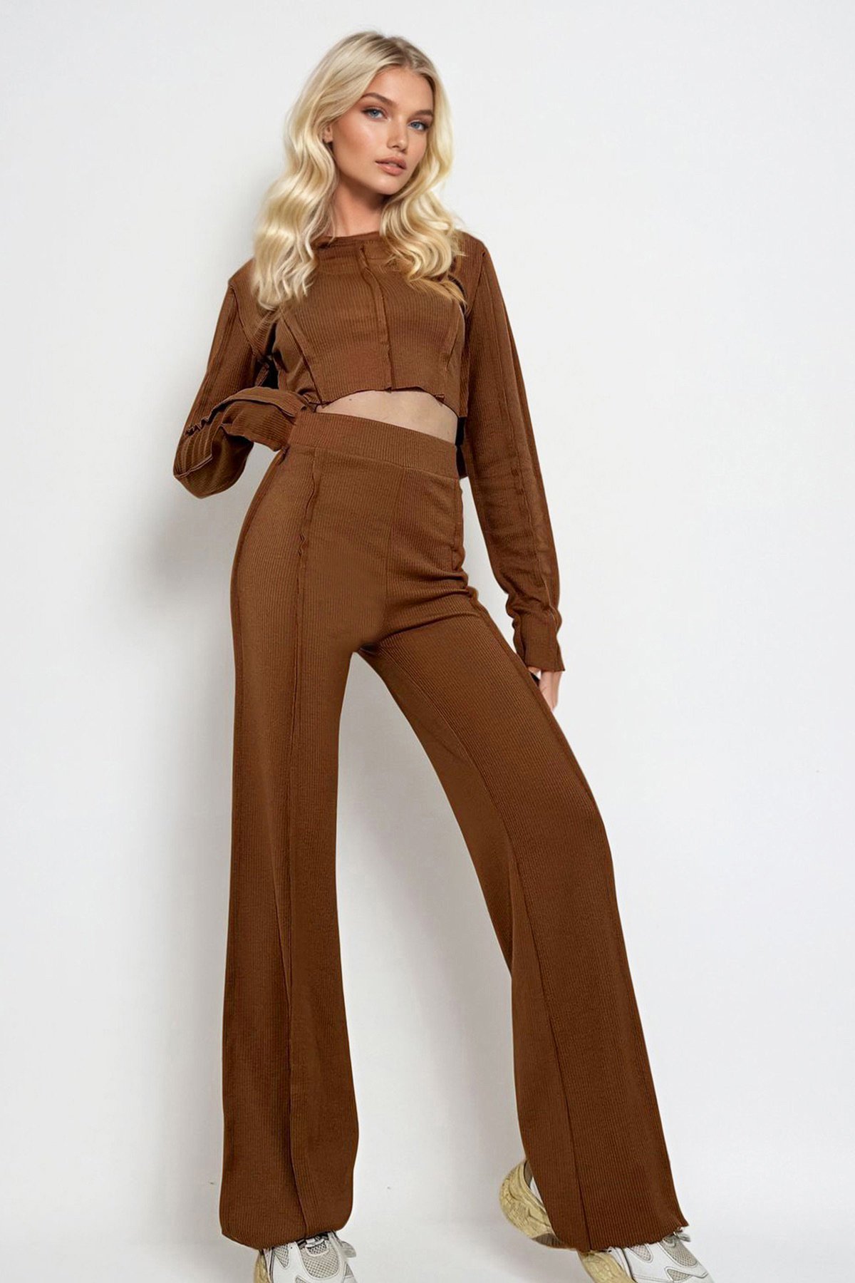 BİSİKLET YAKA PİS DİKİŞ DETAYLI CROP BLUZ VE PALAZZO PANTOLON TAKIM - Bisküvi