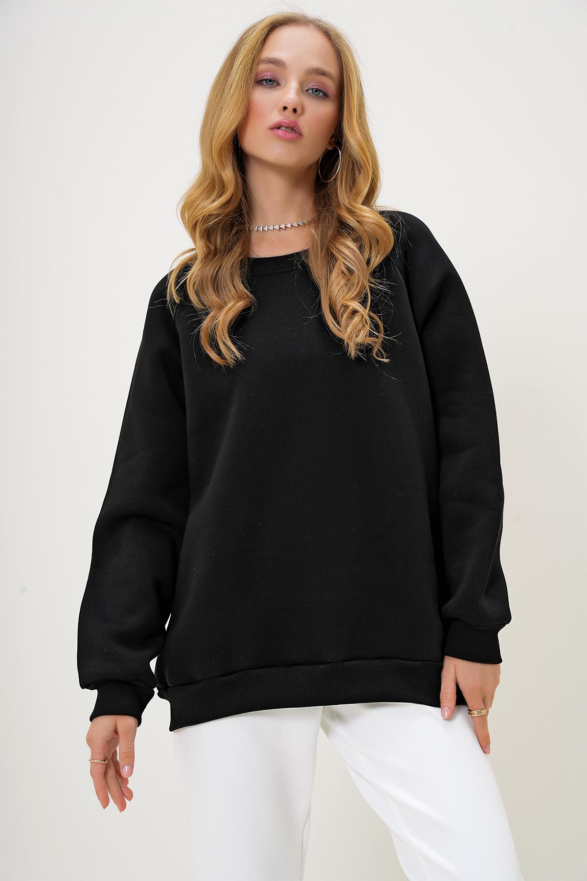 BİSİKLET YAKA REGLAN KOL ÜÇ İPLİK ŞARDONLU BASİC SWEATSHIRT - SİYAH