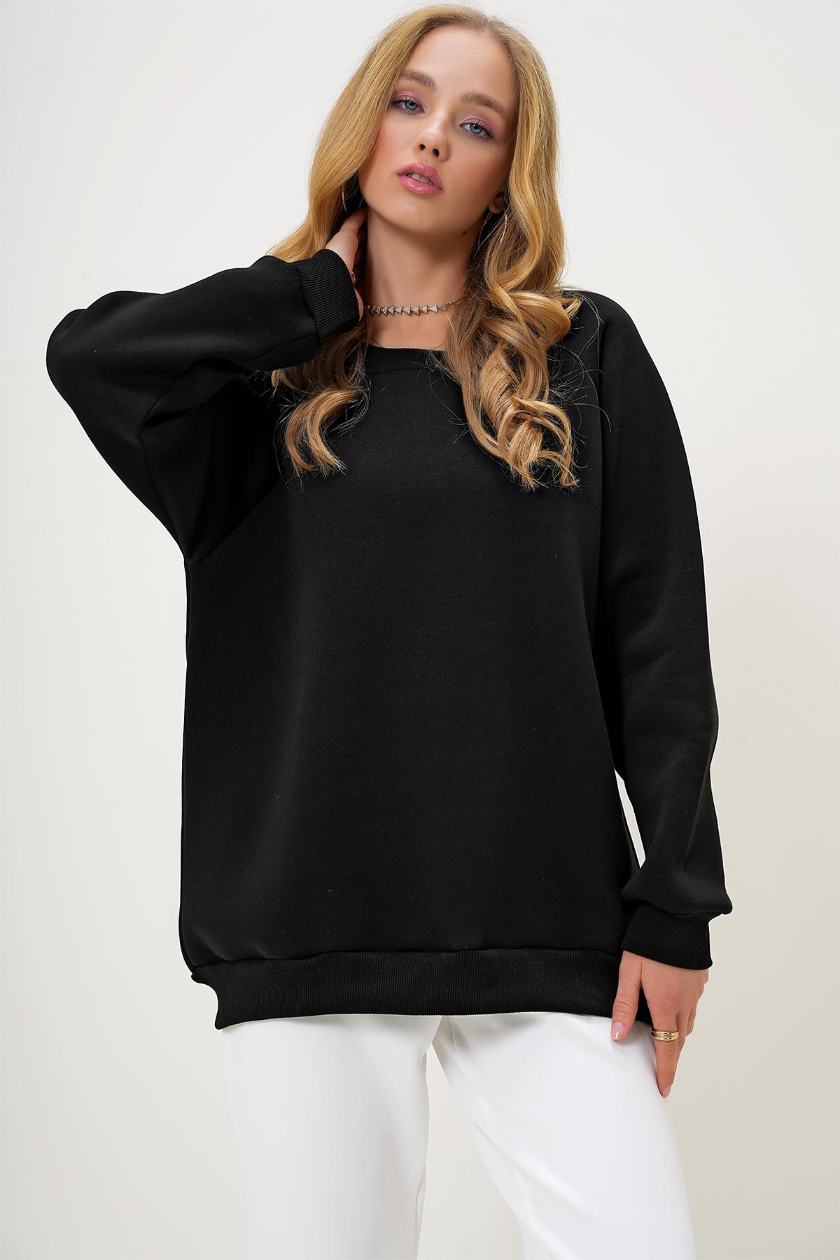 BİSİKLET YAKA REGLAN KOL ÜÇ İPLİK ŞARDONLU BASİC SWEATSHIRT - SİYAH