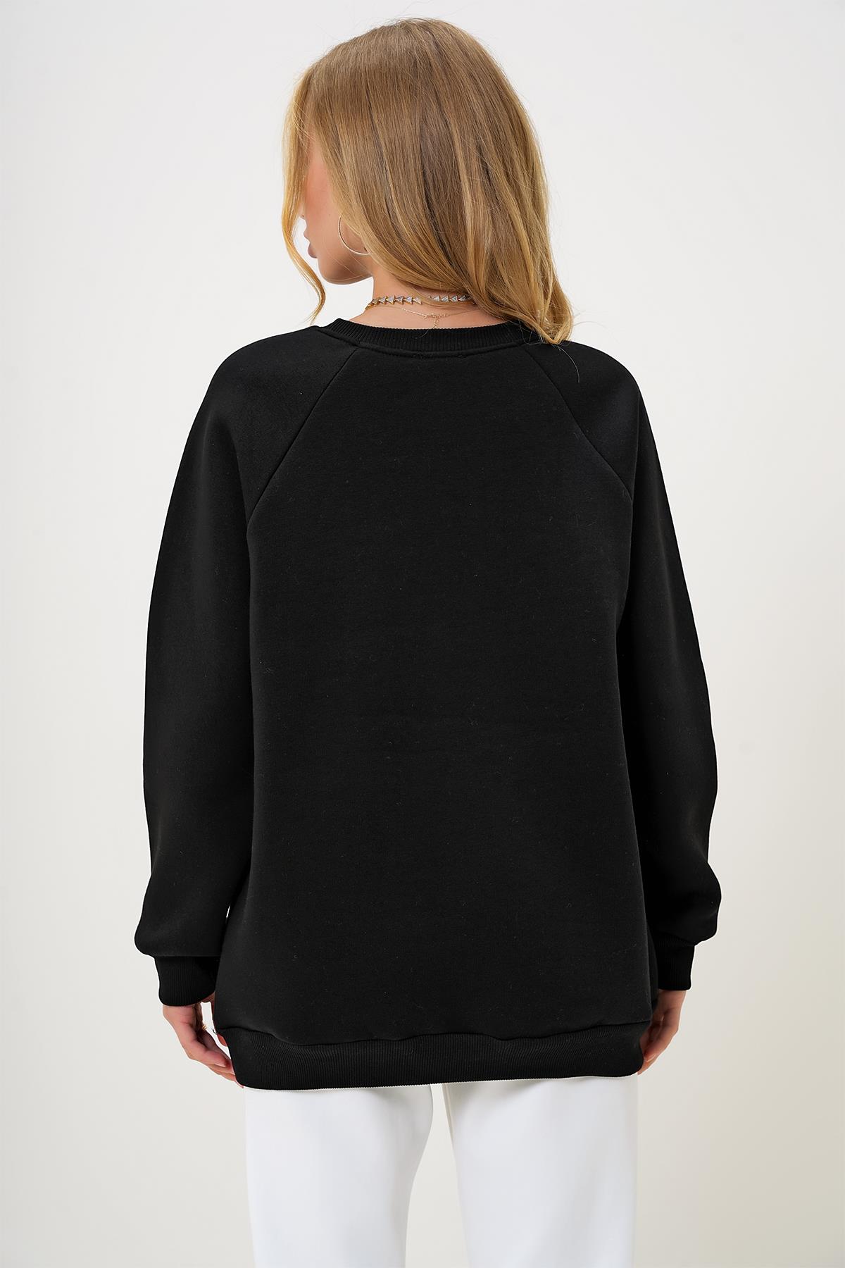 BİSİKLET YAKA REGLAN KOL ÜÇ İPLİK ŞARDONLU BASİC SWEATSHIRT - SİYAH