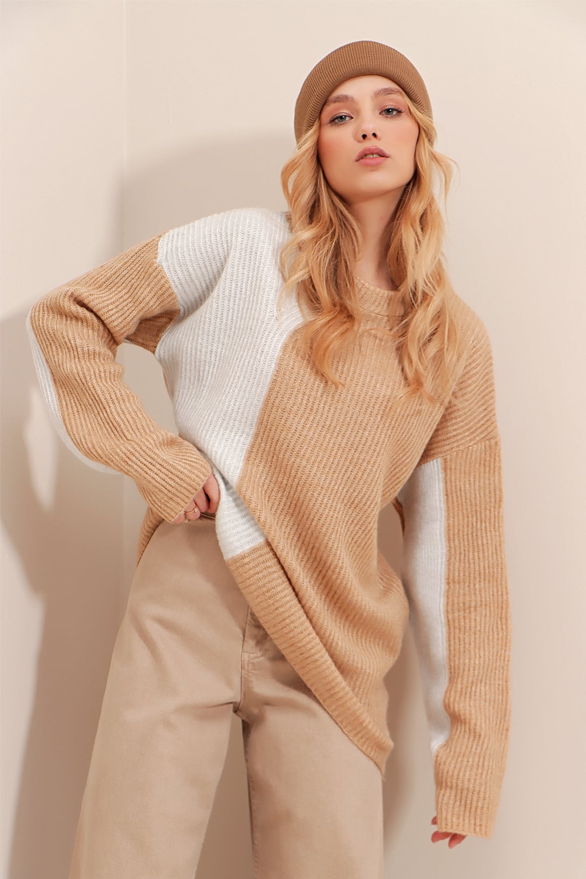 Bisiklet Yaka Renk Bloklu Oversize Triko Kazak - Camel-Gri