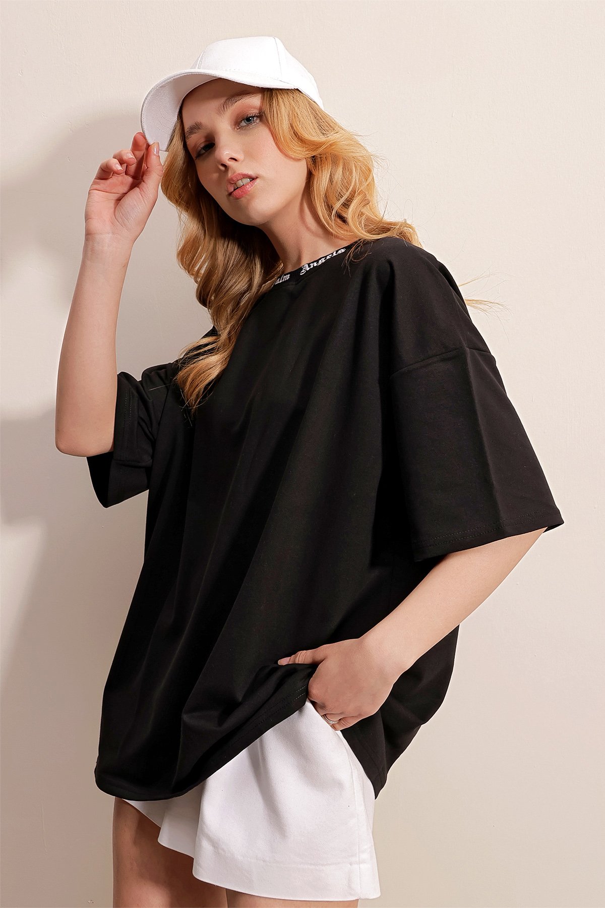 Bisiklet Yaka Sırt Ve Yaka Baskılı Oversize İki İplik T-Shirt - SİYAH