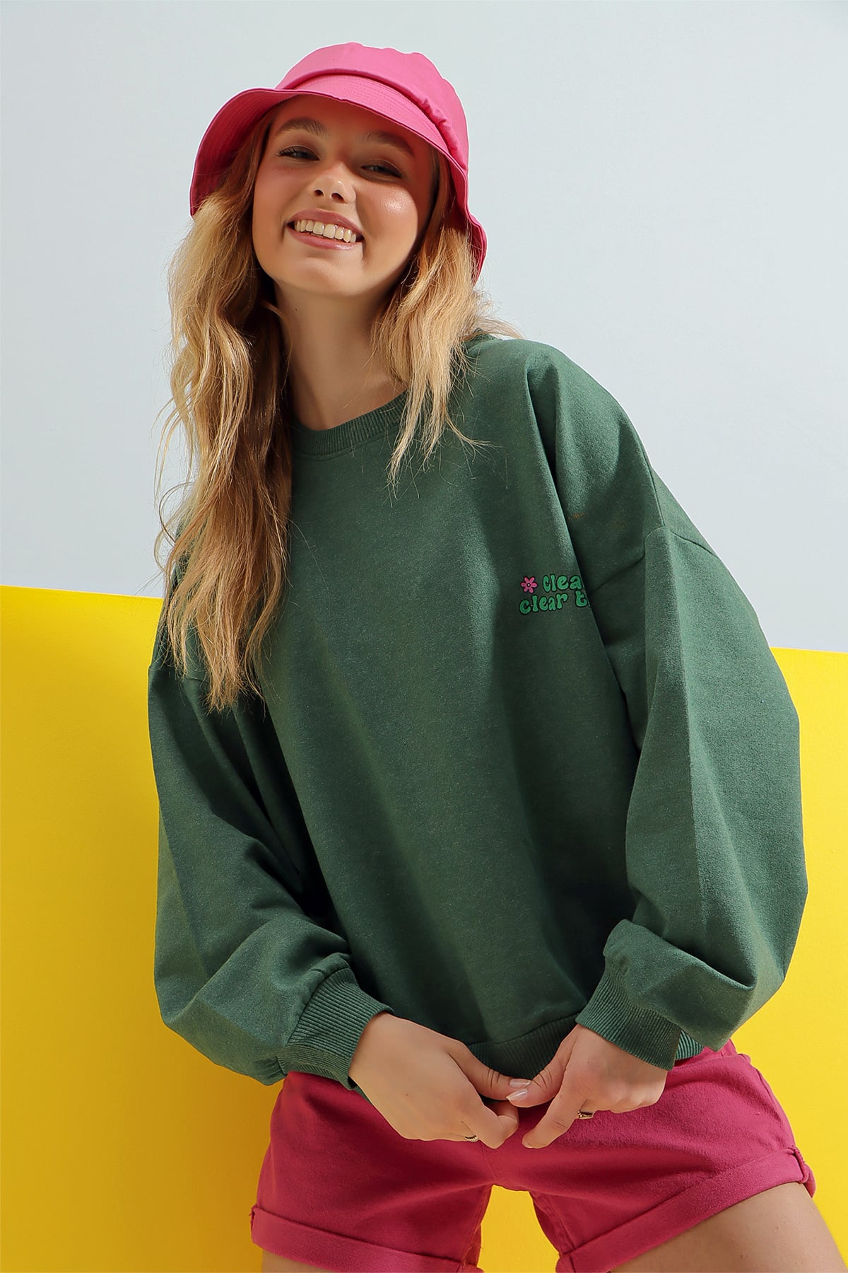 Bisiklet Yaka Sırtı Baskılı Sweatshirt - Nefti Yeşili