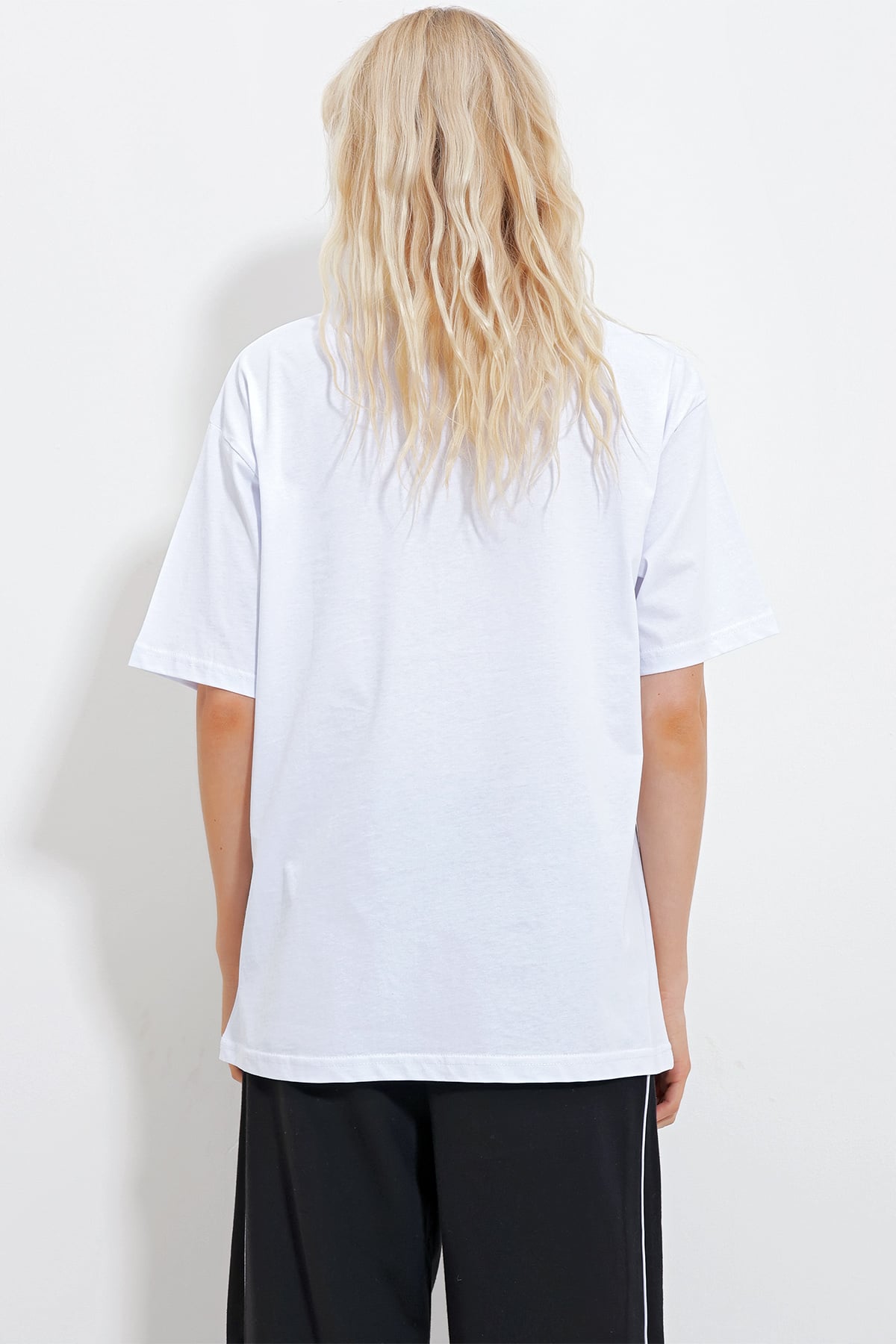 Bisiklet Yaka Taşlı Fil Baskılı Oversize T-Shirt - Beyaz