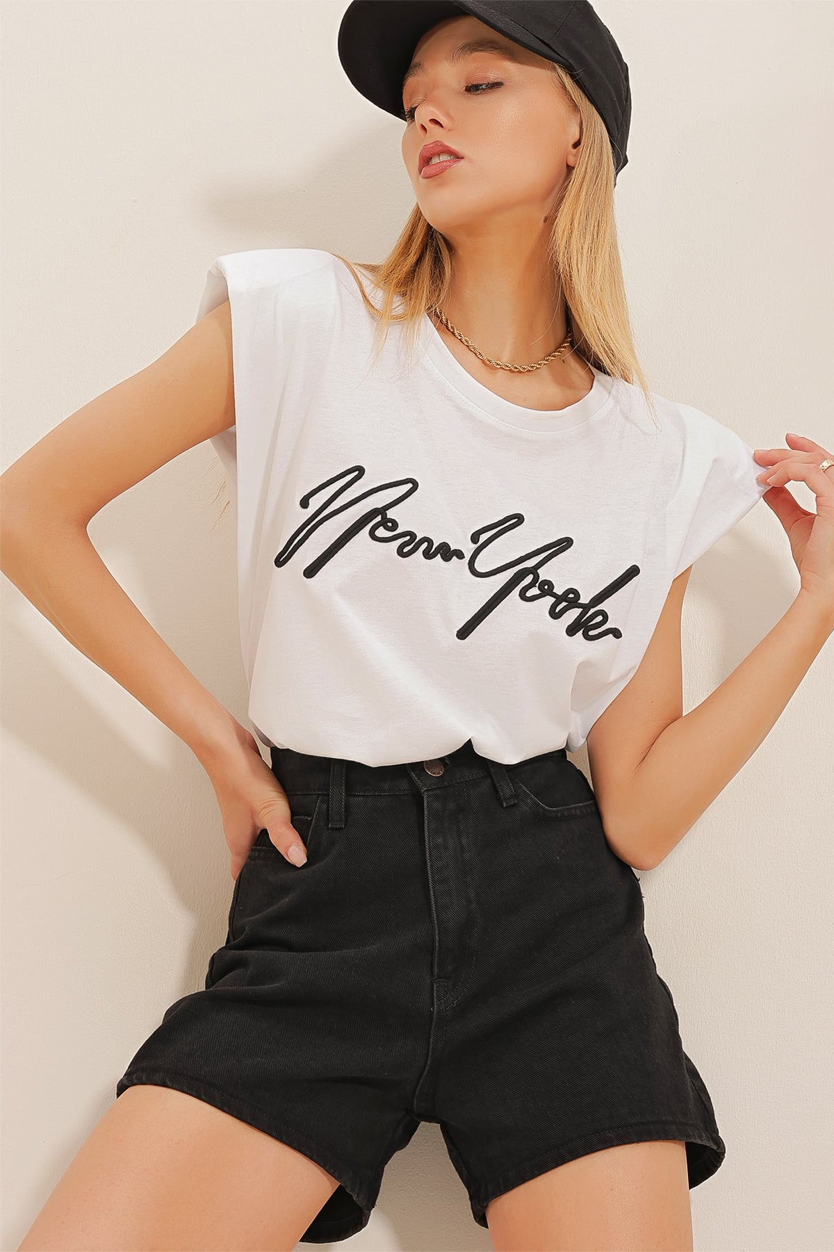 Bisiklet Yaka Varak Baskılı Oversize Pamuk T-Shirt - Beyaz