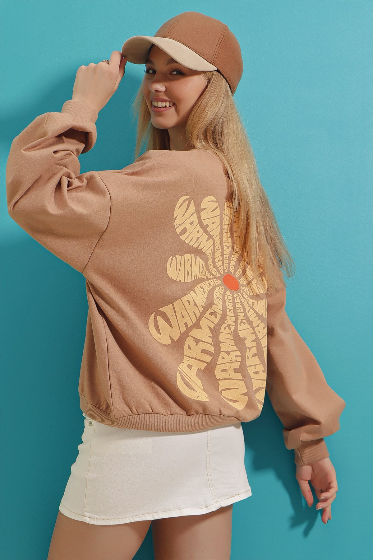 Bisiklet Yaka Warmenergy Baskılı Sweatshirt - Bisküvi